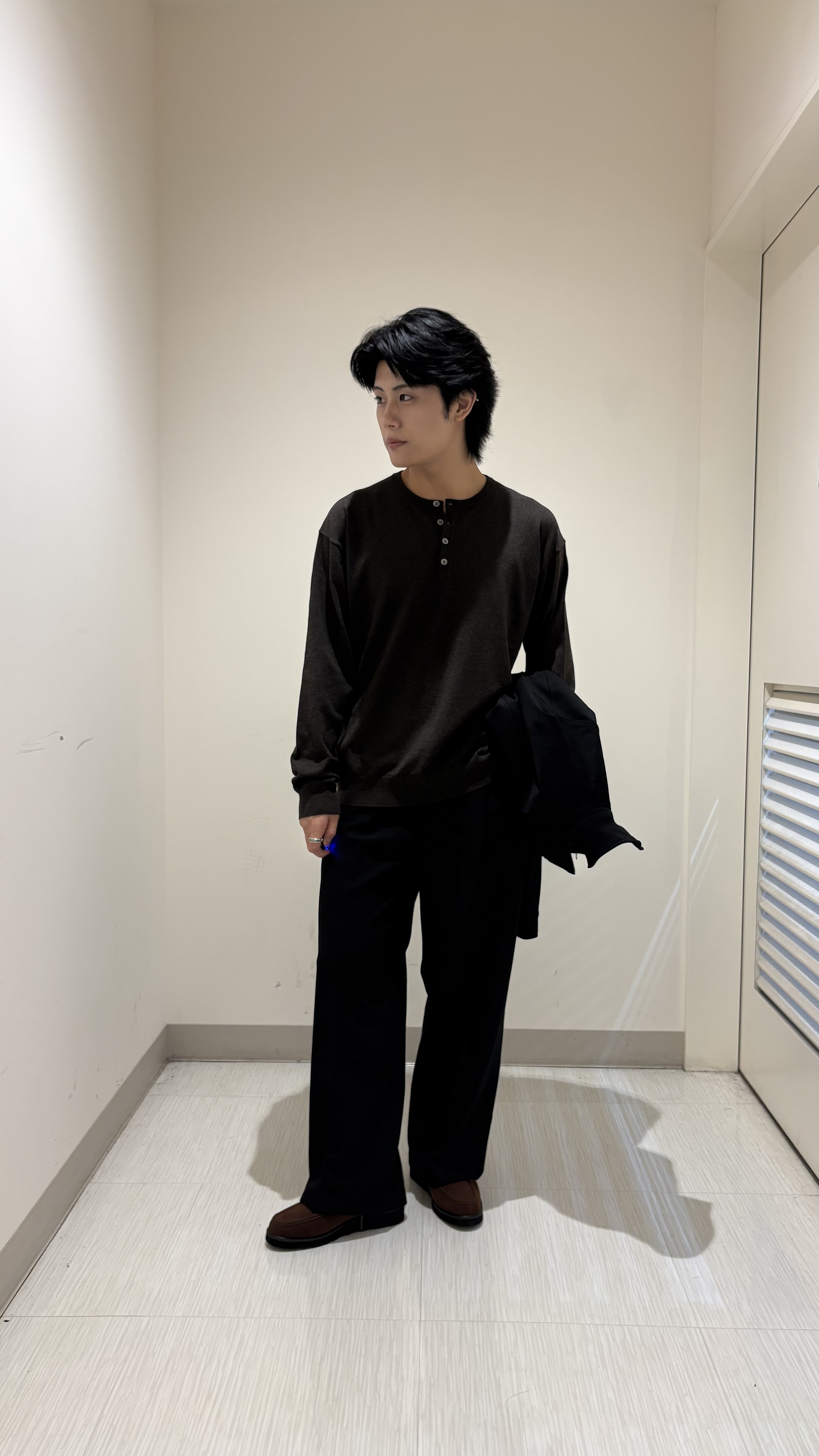 辻一樹さんの「tk.TAKEO KIKUCHI｜スエードタッチレザー調ブルゾン」を使ったコーディネート