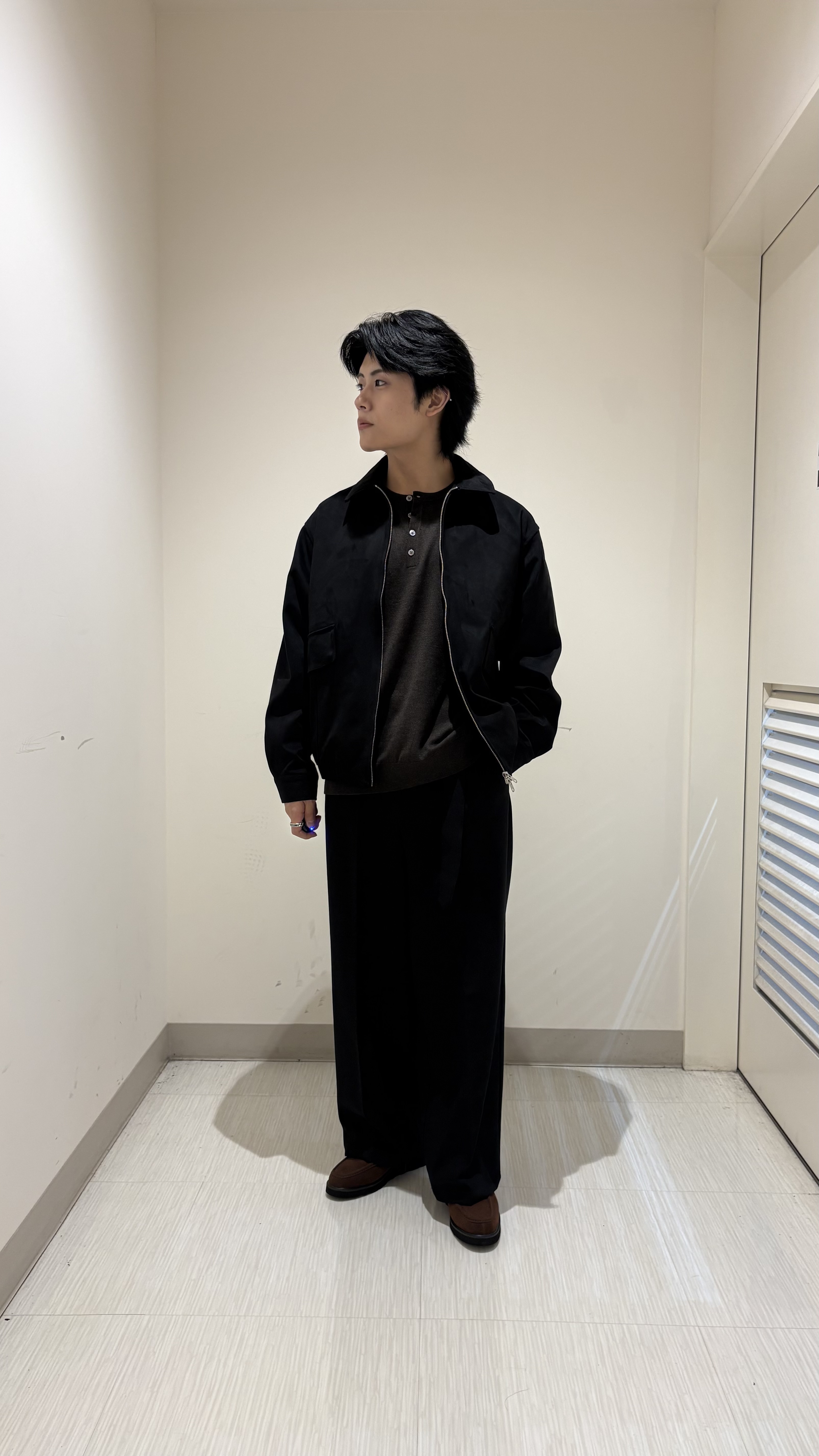 辻一樹さんの「tk.TAKEO KIKUCHI｜スエードタッチレザー調ブルゾン」を使ったコーディネート