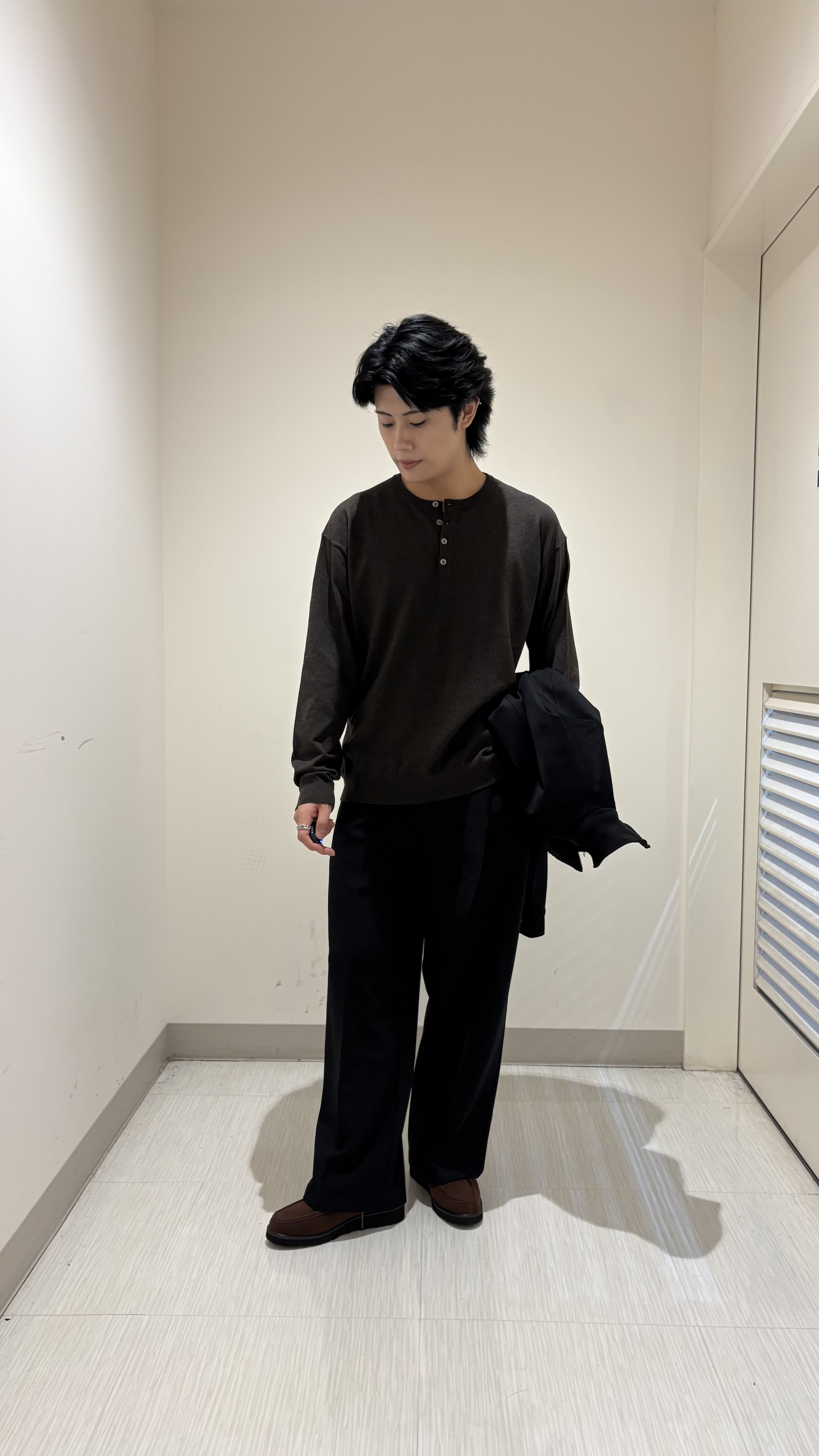 辻一樹さんの「tk.TAKEO KIKUCHI｜スエードタッチレザー調ブルゾン」を使ったコーディネート