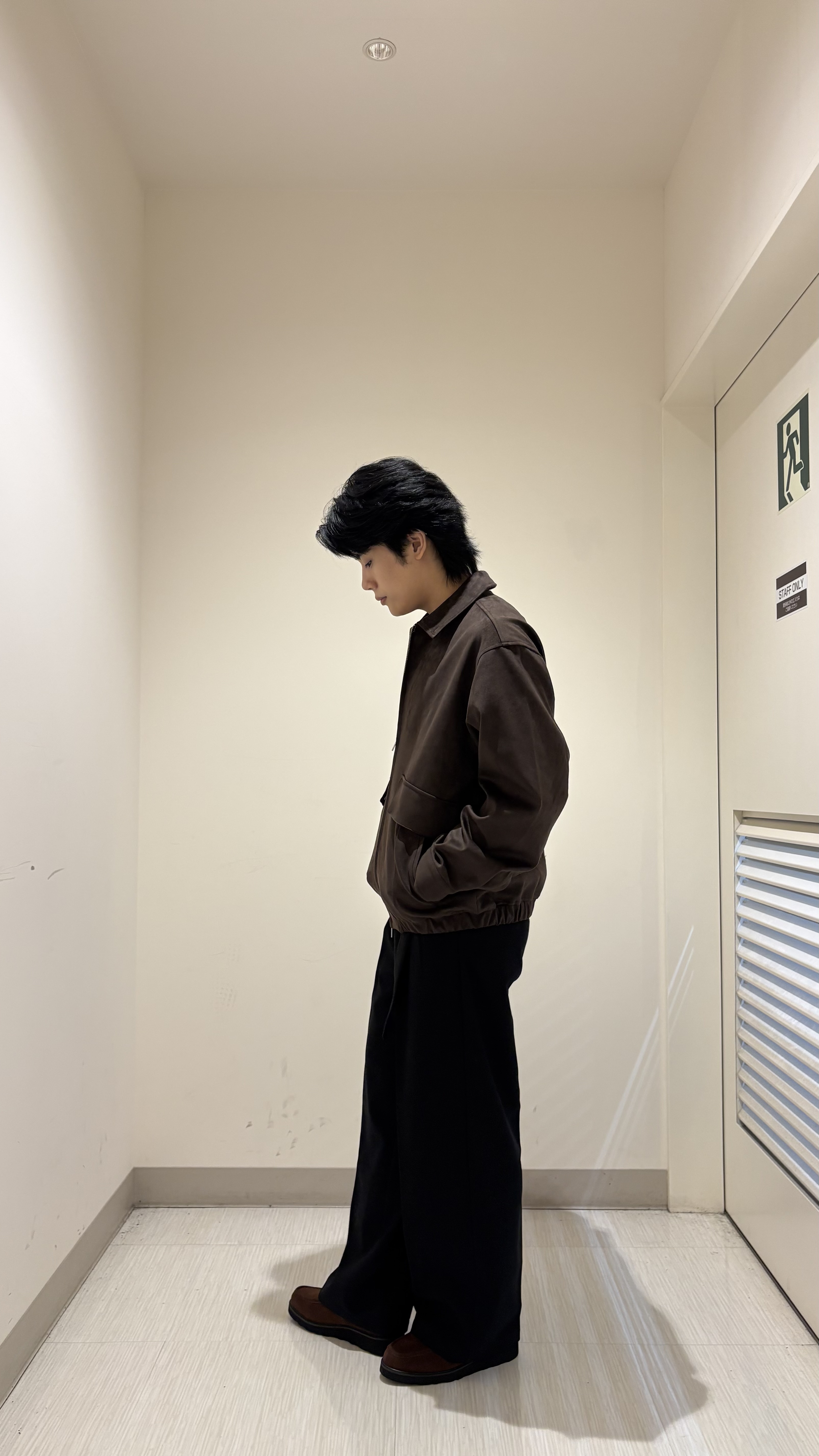 辻一樹さんの「tk.TAKEO KIKUCHI｜スエードタッチレザー調ブルゾン」を使ったコーディネート