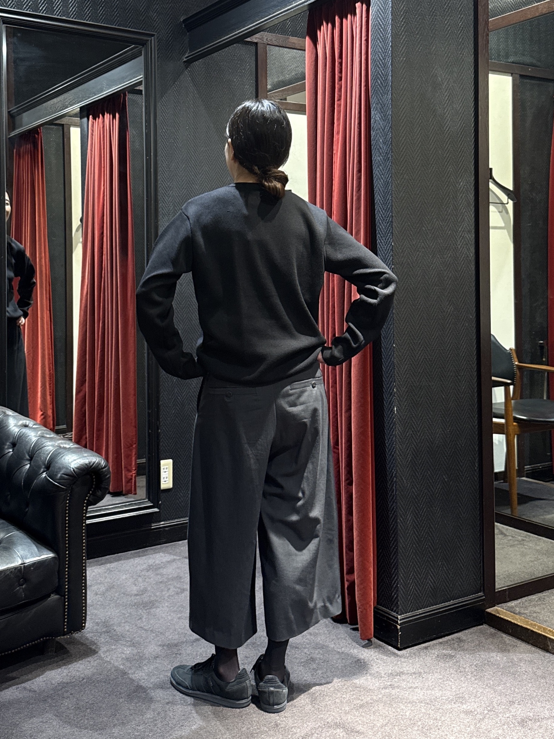 神野（jinno）さんの「TAKEO KIKUCHI｜【BOWLER HAT LABEL】日本製クルーネックカーディガン」を使ったコーディネート