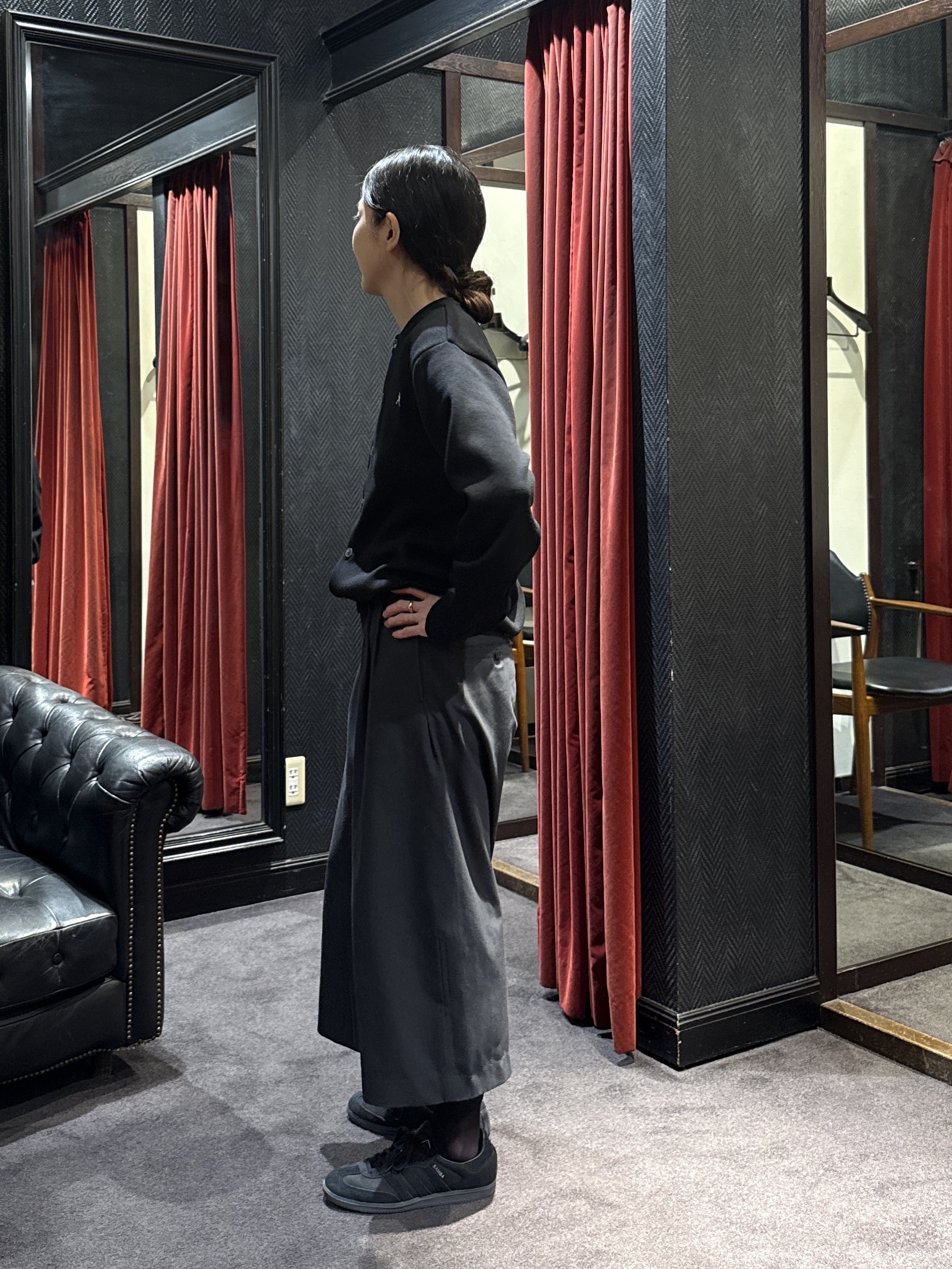 神野（jinno）さんの「TAKEO KIKUCHI｜【BOWLER HAT LABEL】日本製クルーネックカーディガン」を使ったコーディネート