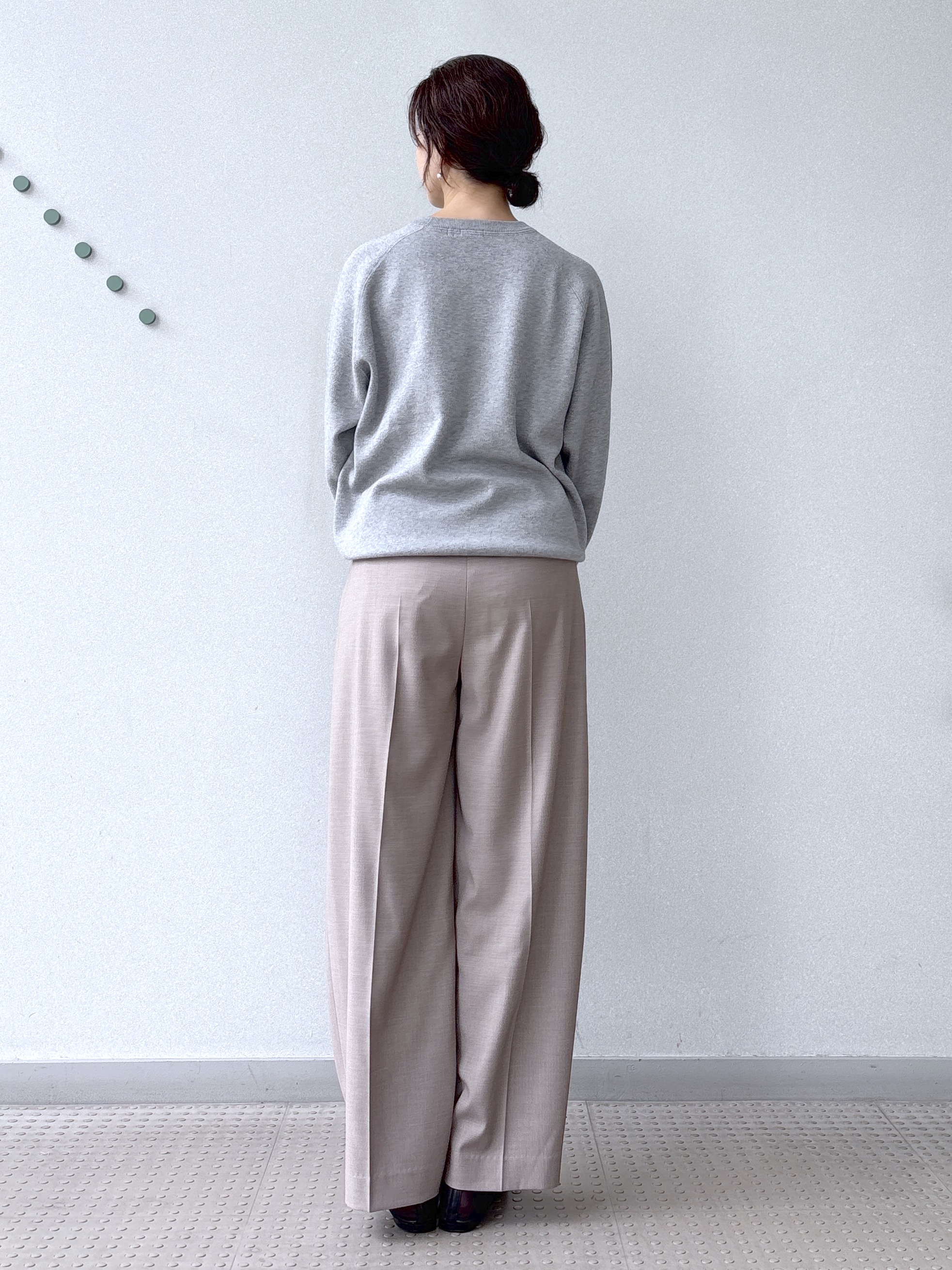 saitoさんの「DRESSTERIOR｜【6色展開/マシンウォッシャブル】コットンカシミヤニット」を使ったコーディネート