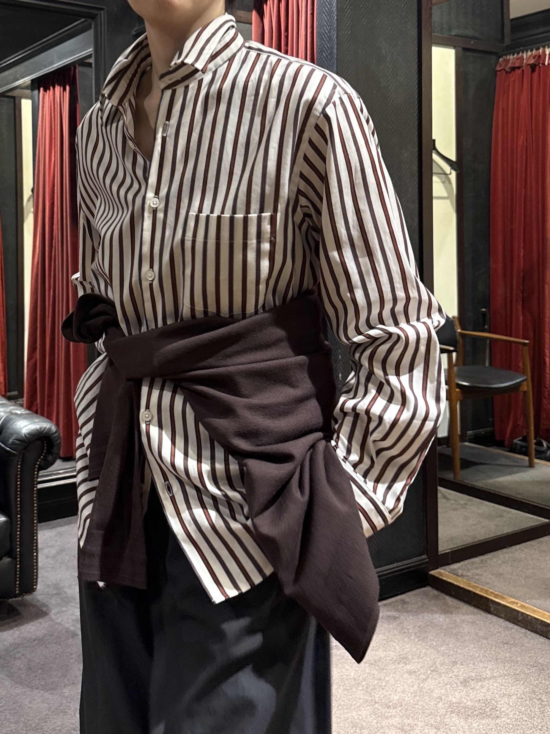 神野（jinno）さんの「TAKEO KIKUCHI｜【BOWLER HAT LABEL】日本製オルタネートストライプシャツ」を使ったコーディネート