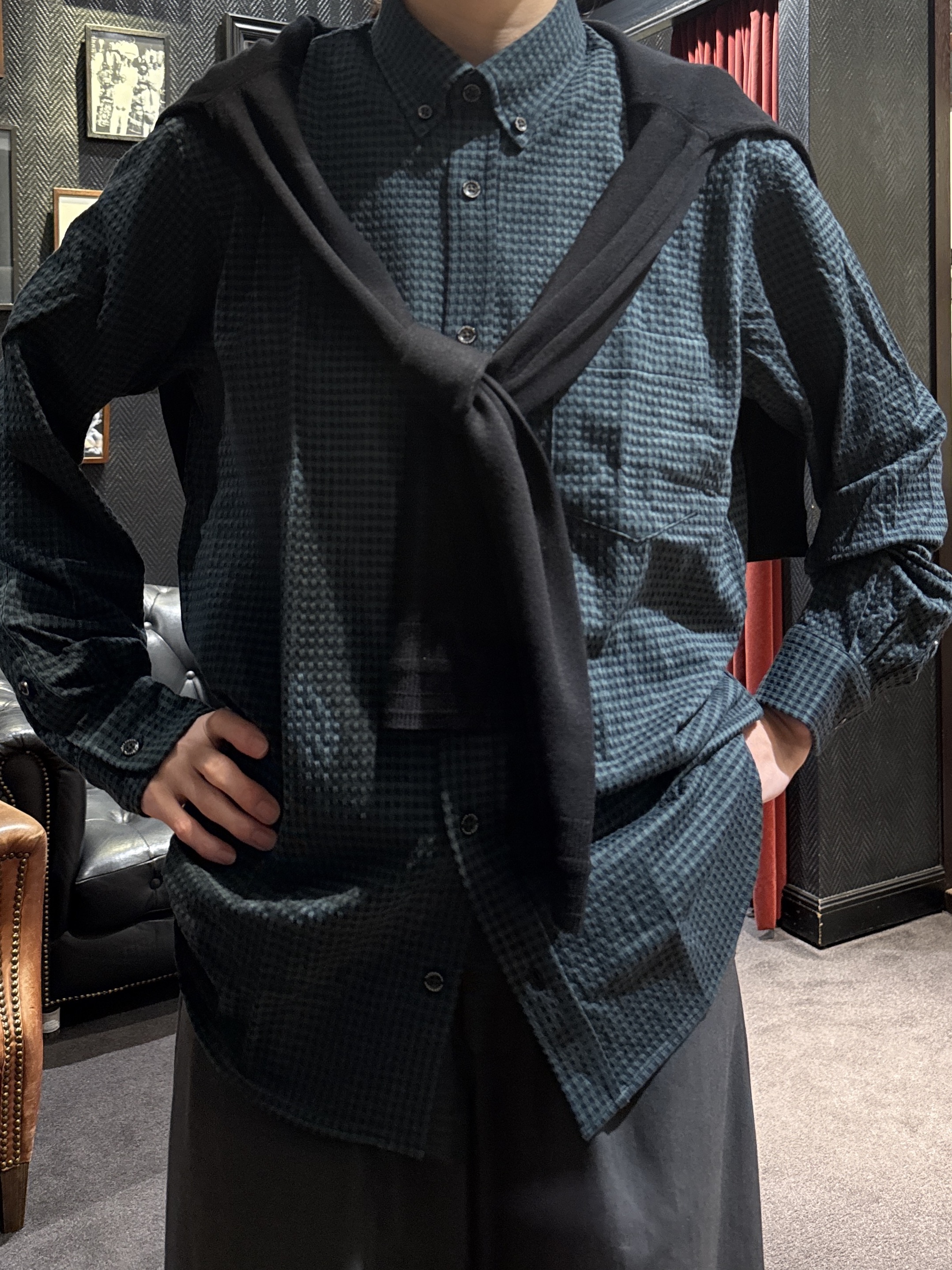 神野（jinno）さんの「TAKEO KIKUCHI｜【抗菌防臭/シーズンレス】シアサッカーギンガムチェック ストレッチシャツ」を使ったコーディネート