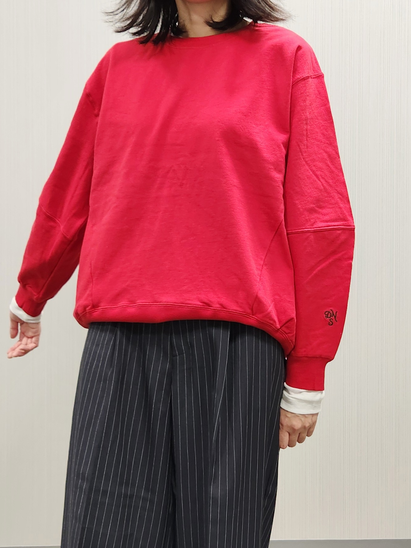 naraさんの「Dessin｜【洗える/6色展開】フォルムスリーブミニ裏毛 プルオーバー」を使ったコーディネート