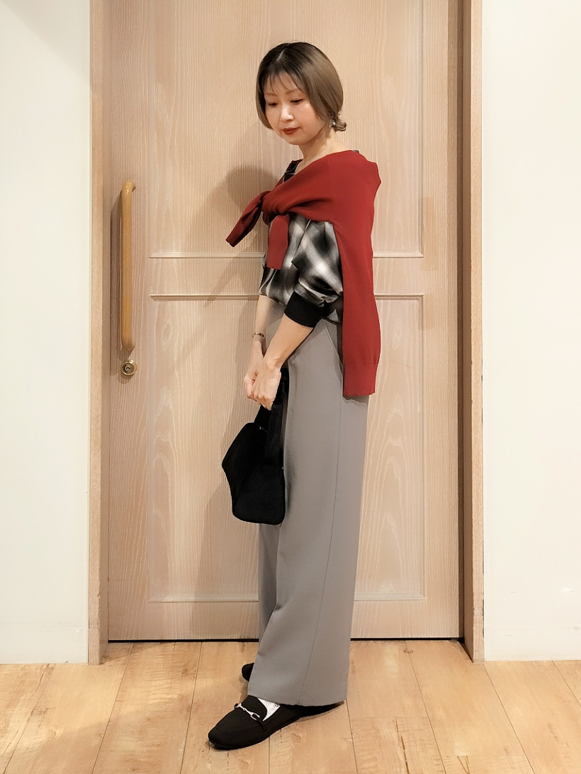 YUKIさんの「SHOO･LA･RUE｜【セットアップ可/洗濯機可】軽やかに羽織れる スポンディッシュ ニットカーディガン」を使ったコーディネート