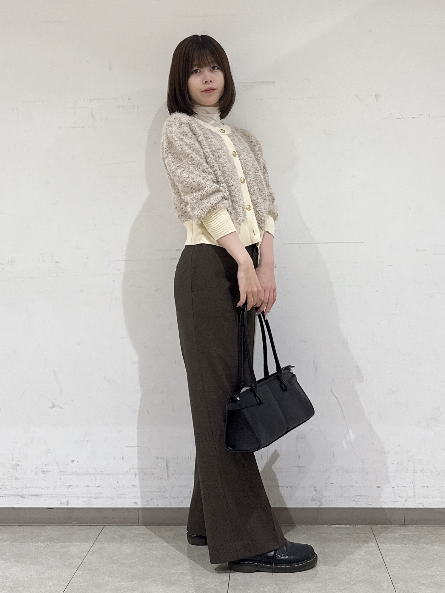 rinaさんの「INDIVI｜【洗濯機OK／ストレッチ◎】ストレートワイドパンツ」を使ったコーディネート