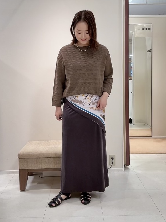 YUIさんの「UNTITLED｜◆メッシュ柄ボーダーニット」を使ったコーディネート