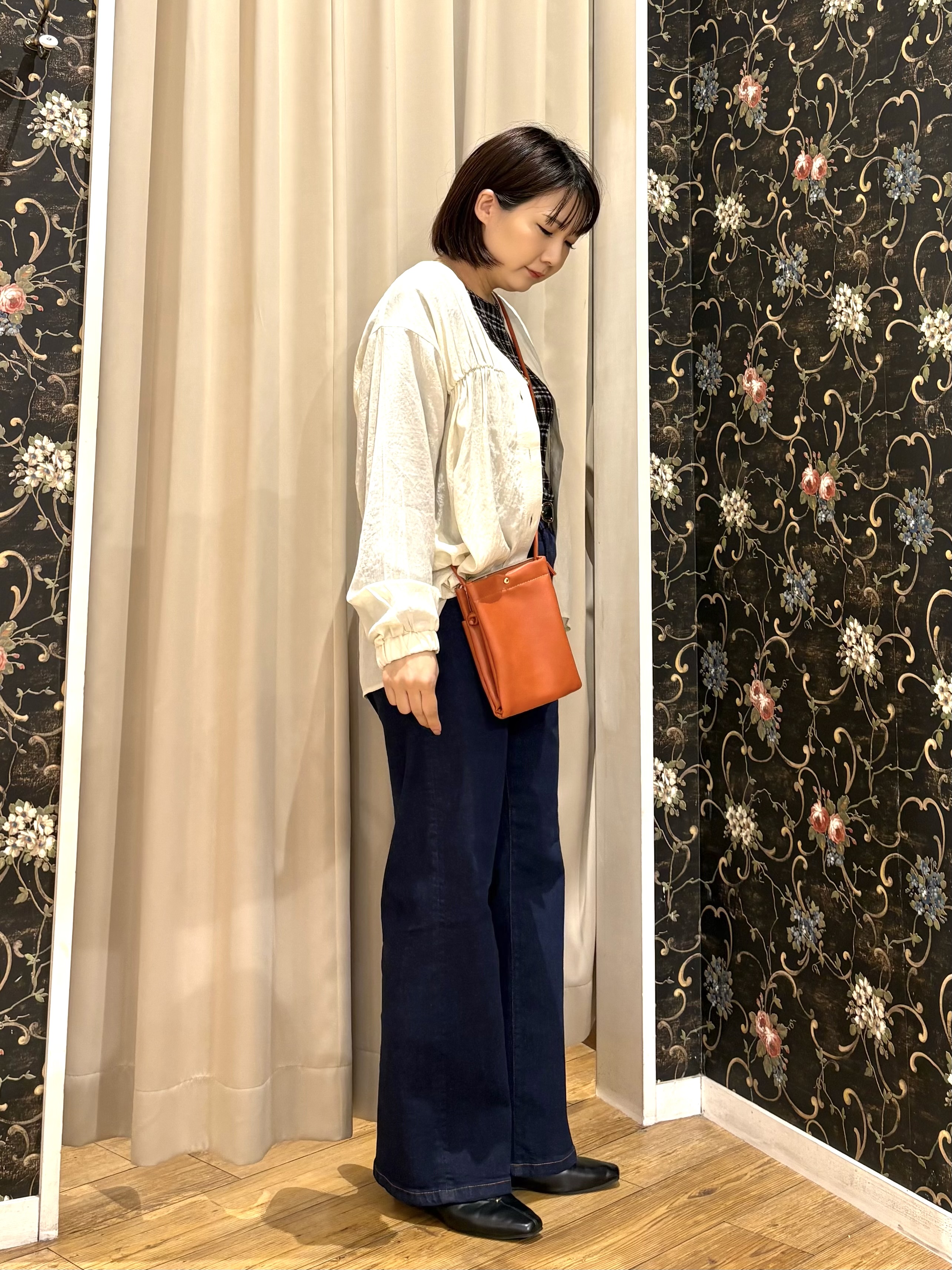ネリさんの「SHOO･LA･RUE｜【S-LL/洗濯機可】着痩せシルエット シャーリングシャツカーディガン」を使ったコーディネート