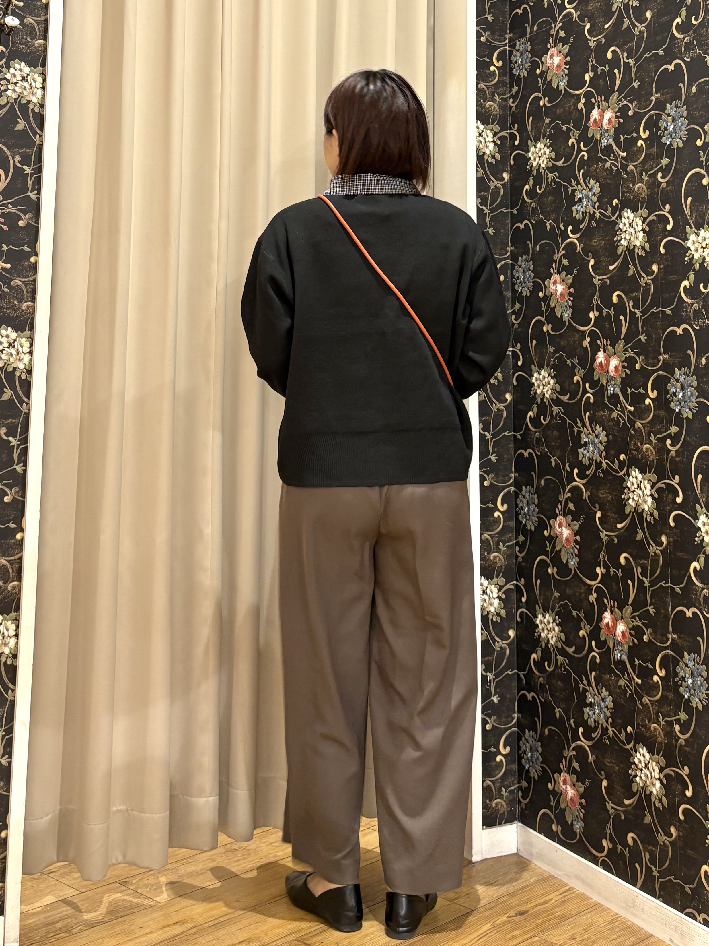 ネリさんの「SHOO･LA･RUE｜デニム／チェック切替ニットカーディガン」を使ったコーディネート