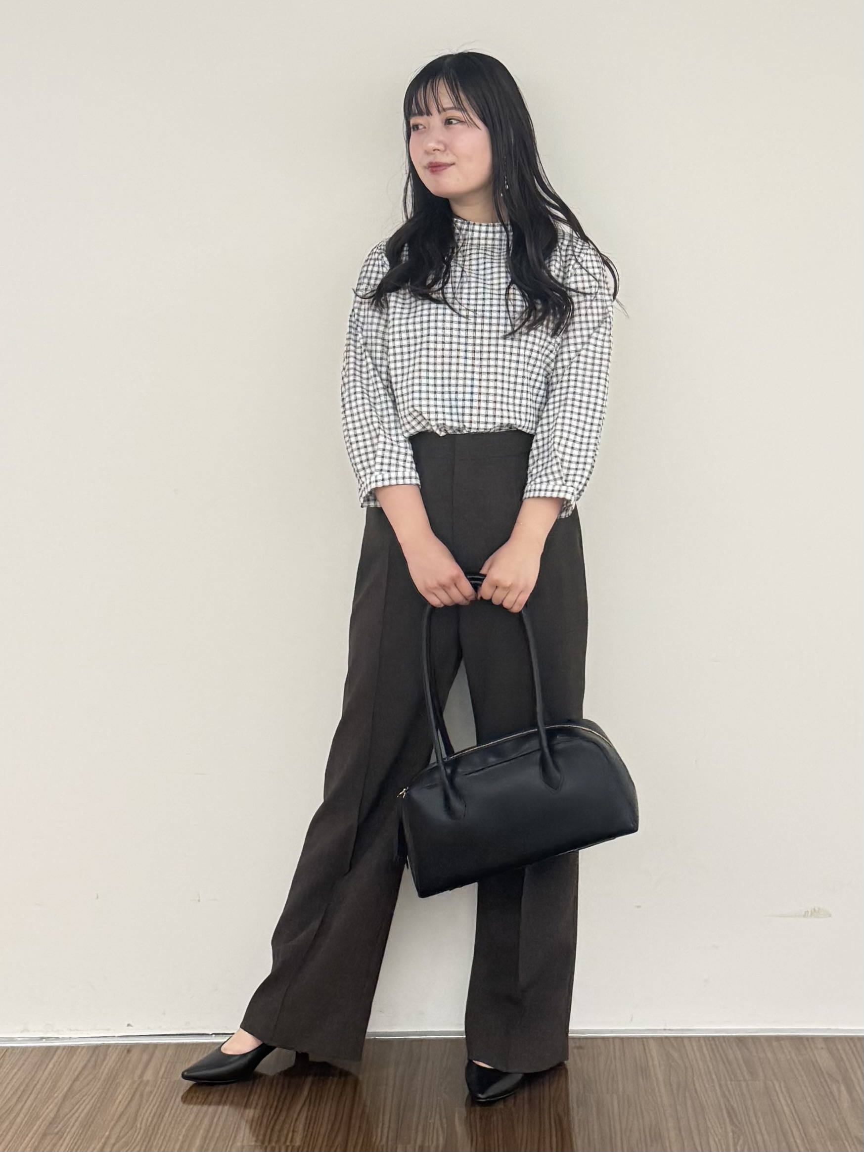 いくみさんの「INDIVI｜【初秋にピッタリ！／洗える】凹凸素材ミニスタンドトップス」を使ったコーディネート