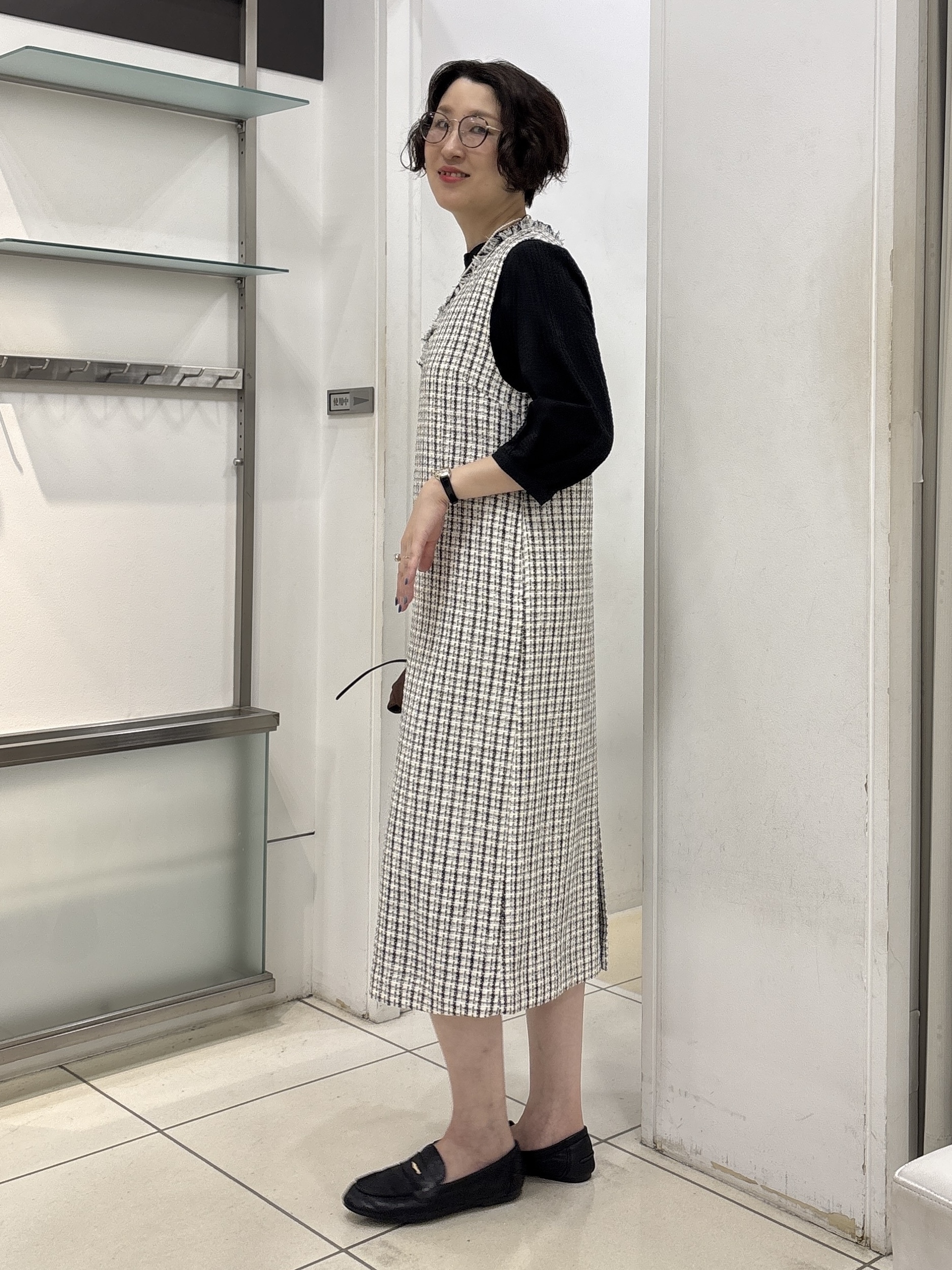 yuriさんの「INDIVI｜【華やか／スタイルUP】上品ツイードジャンパードレス」を使ったコーディネート