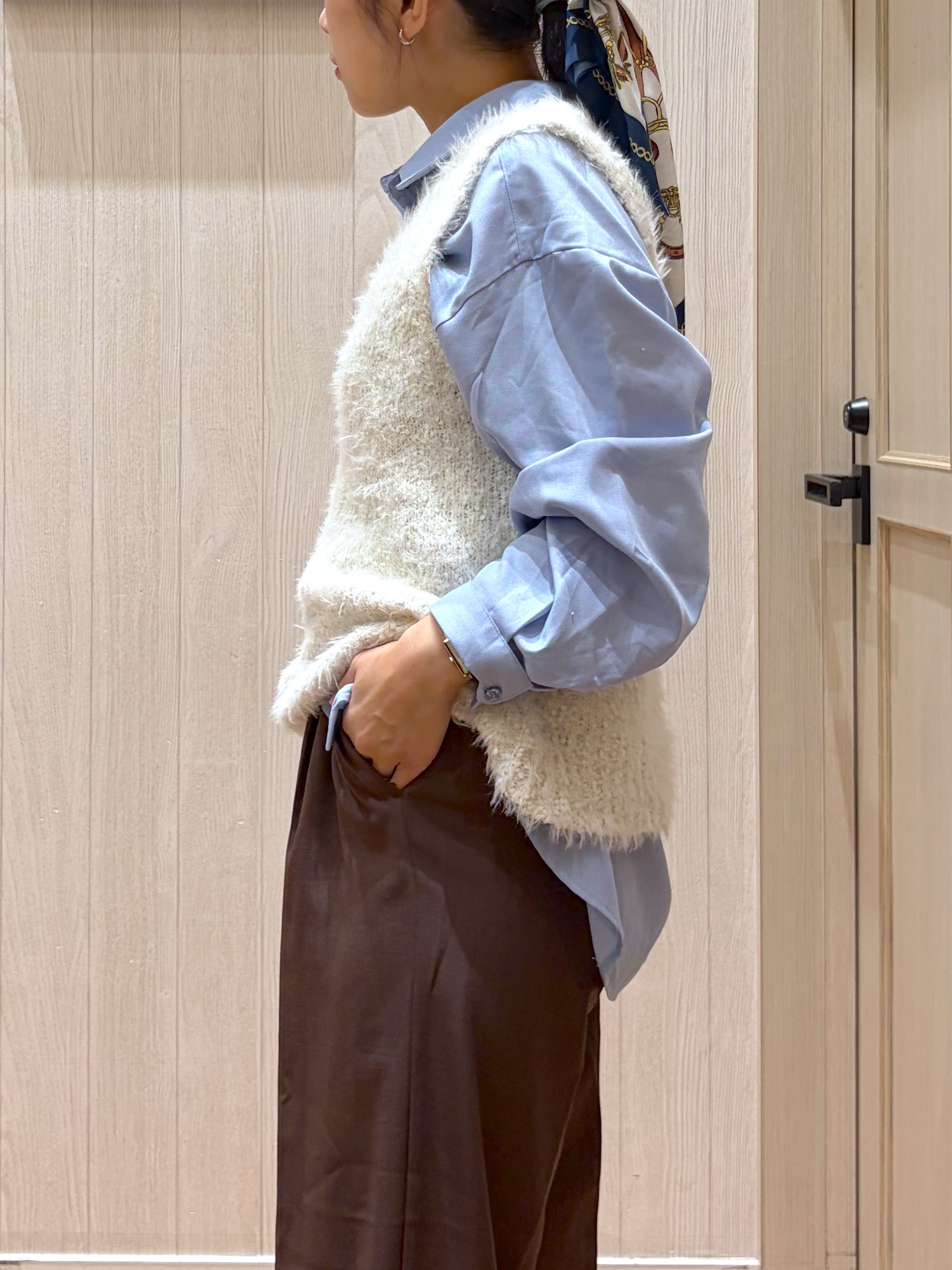 shirayuuuさんの「SHOO･LA･RUE｜【洗濯後しわになりにくい/S-LL】選べる6パターン 羽織としても活躍する ベーシックシャツ」を使ったコーディネート
