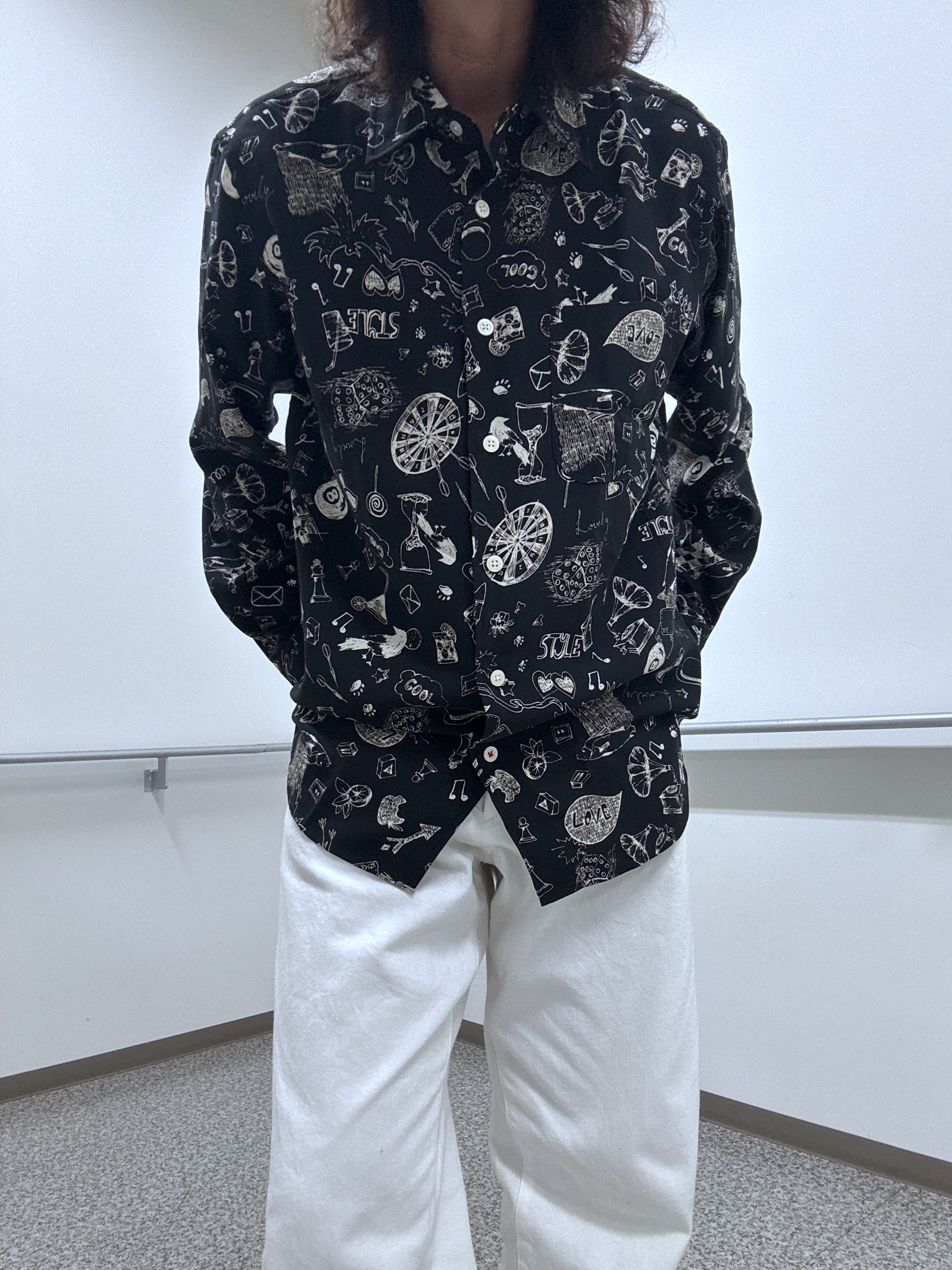 おーのさんの「TAKEO KIKUCHI｜アンチピリング ニット カーディガン」を使ったコーディネート
