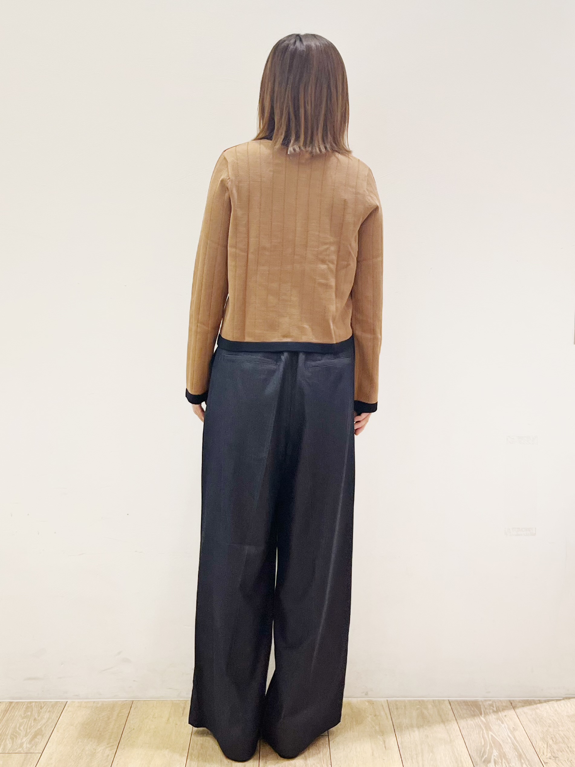 kcさんの「OPAQUE.CLIP｜バイカラークルーネックカーディガン【洗濯機OK】」を使ったコーディネート