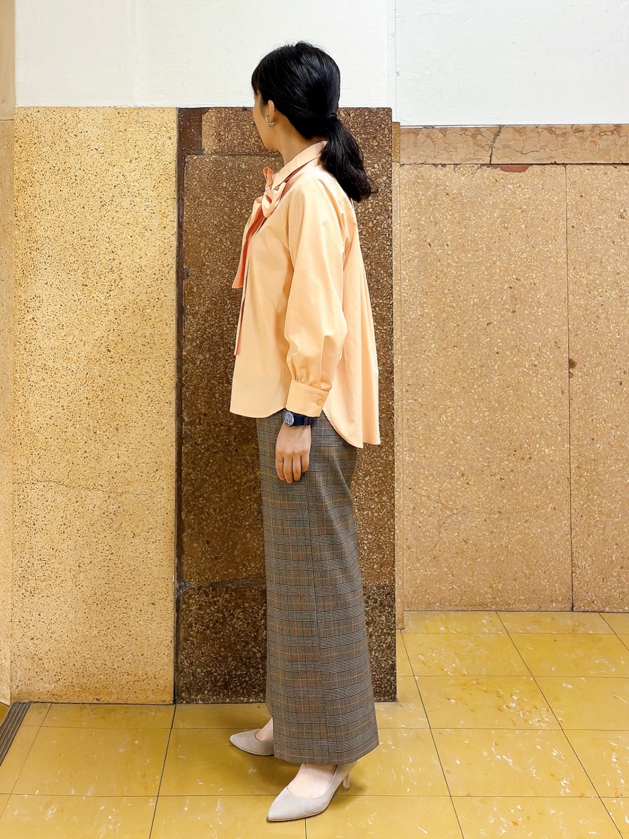 hattoriさんの「INDIVI｜【ストレッチ◎】取外し可ボウタイシャツ」を使ったコーディネート