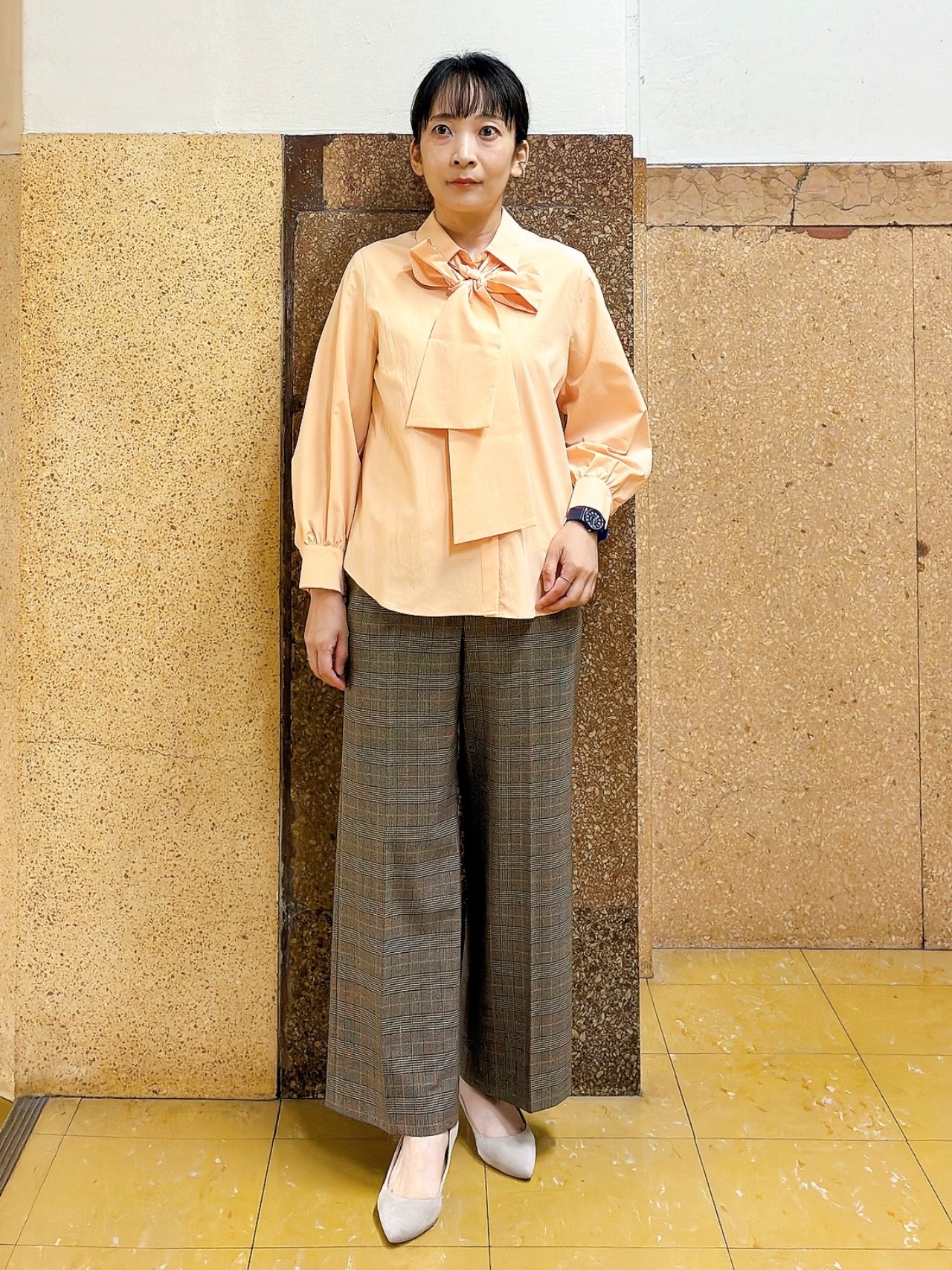 hattoriさんの「INDIVI｜【ストレッチ◎】取外し可ボウタイシャツ」を使ったコーディネート
