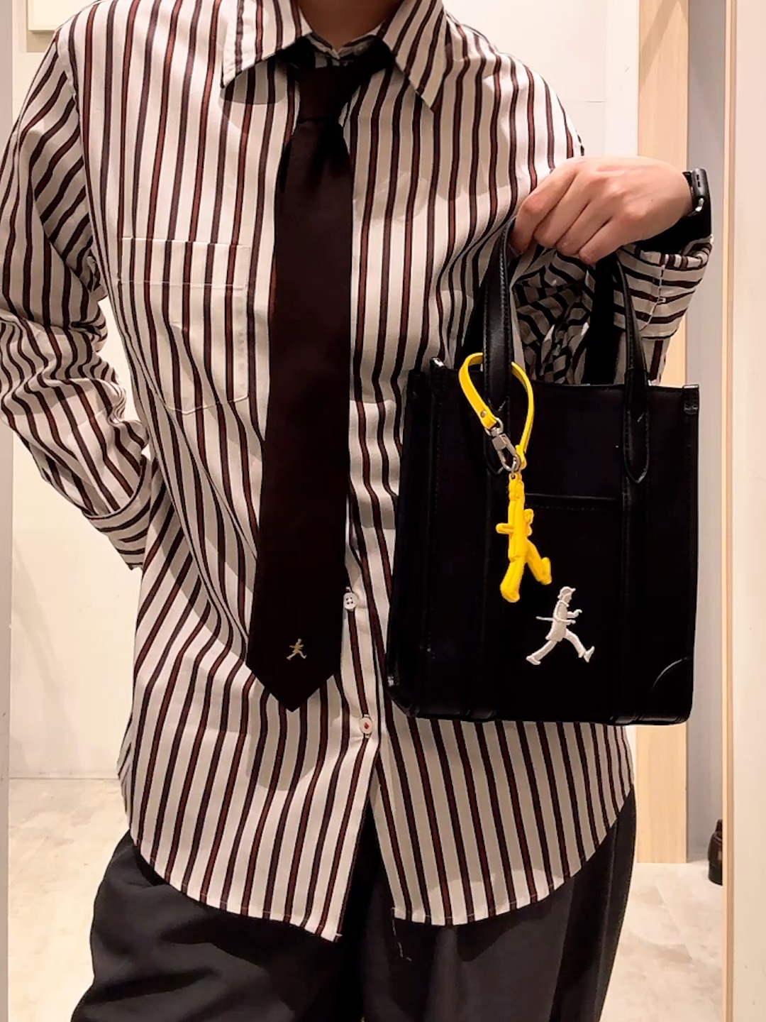 ユウナさんの「TAKEO KIKUCHI｜【BOWLER HAT LABEL】日本製オルタネートストライプシャツ」を使ったコーディネート