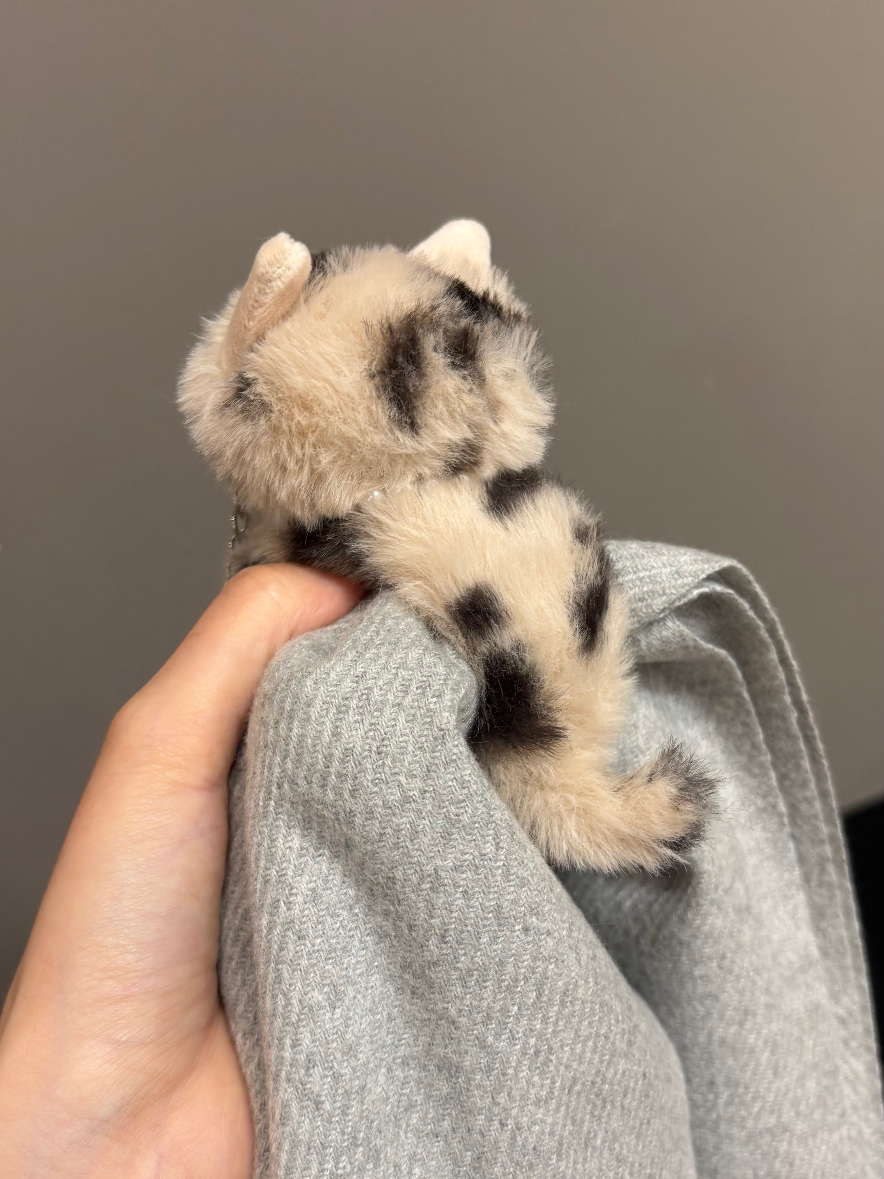 yamaさんの「SHOO･LA･RUE｜【くるる】猫チャーム」を使ったコーディネート