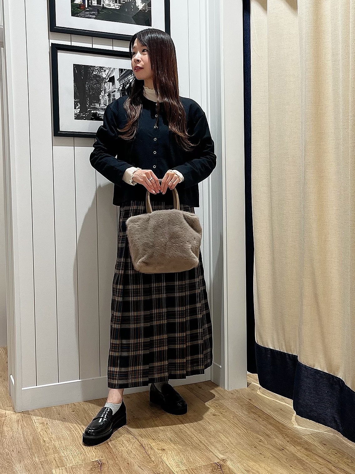 mihoさんの「Dessin｜【洗える/6色展開】リングスナップミニ裏毛カーディガン」を使ったコーディネート