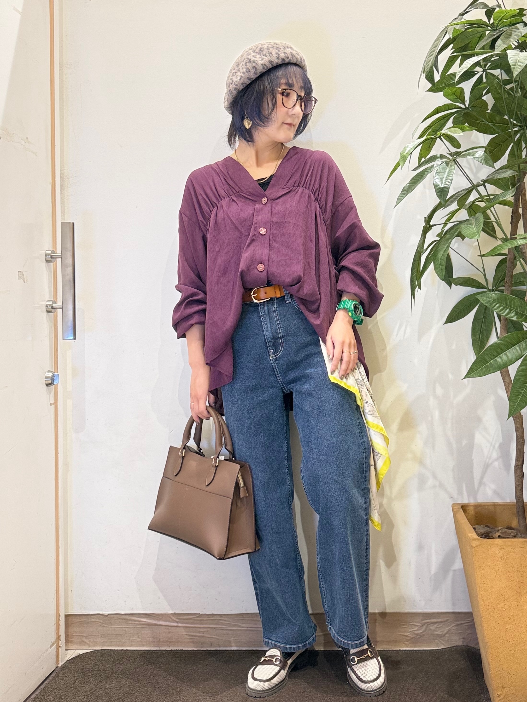 misakiさんの「SHOO･LA･RUE｜【S-LL/洗濯機可】着痩せシルエット シャーリングシャツカーディガン」を使ったコーディネート