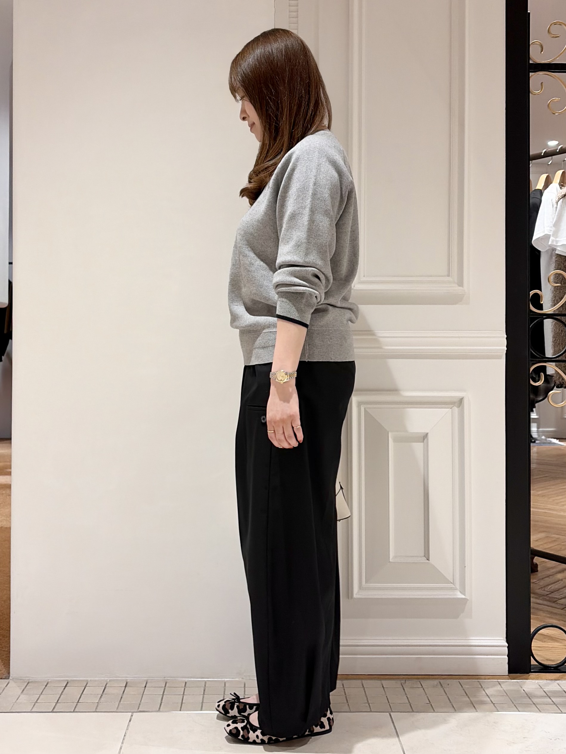minowaさんの「DRESSTERIOR｜【6色展開/マシンウォッシャブル】コットンカシミヤニット」を使ったコーディネート
