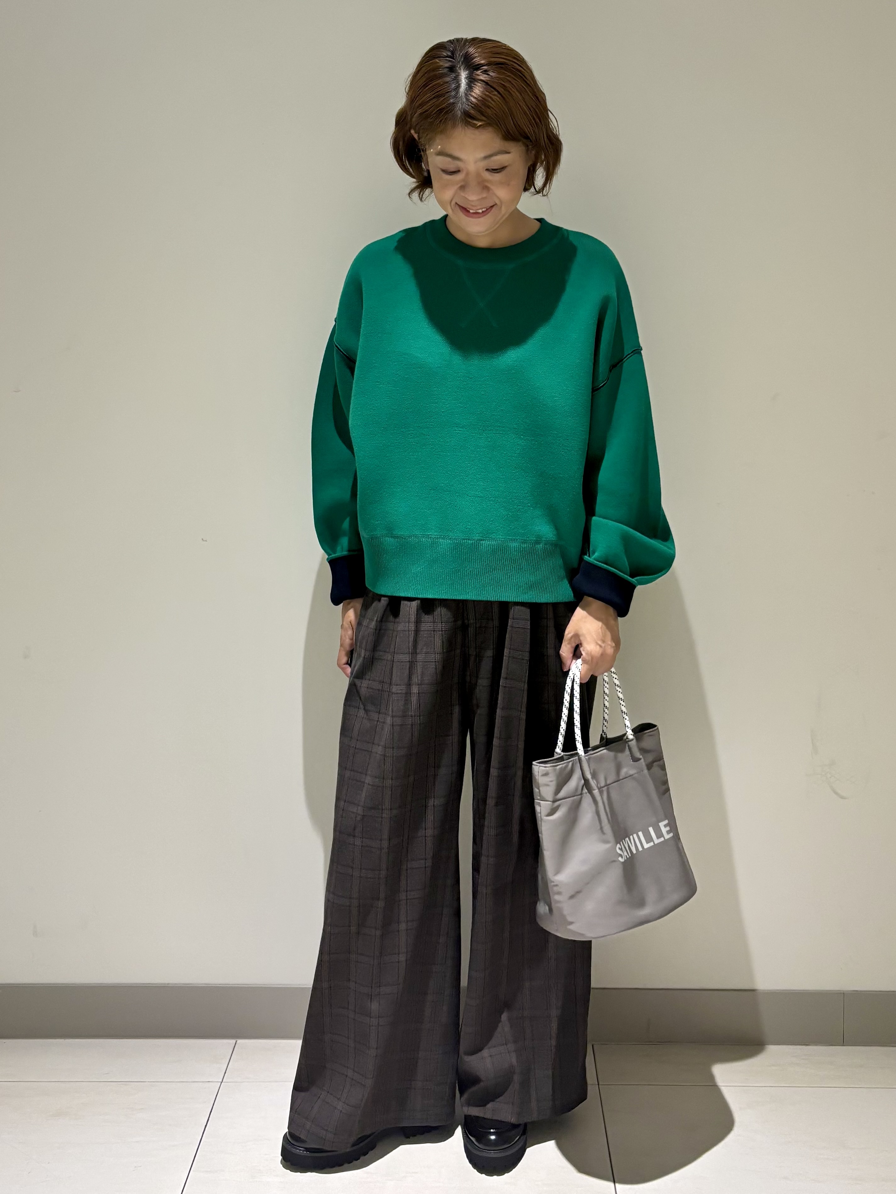 Haruさんの「Dessin｜【洗濯機OK/XS-L】配色リバーシブル コットンジャカード クルーネックニット」を使ったコーディネート
