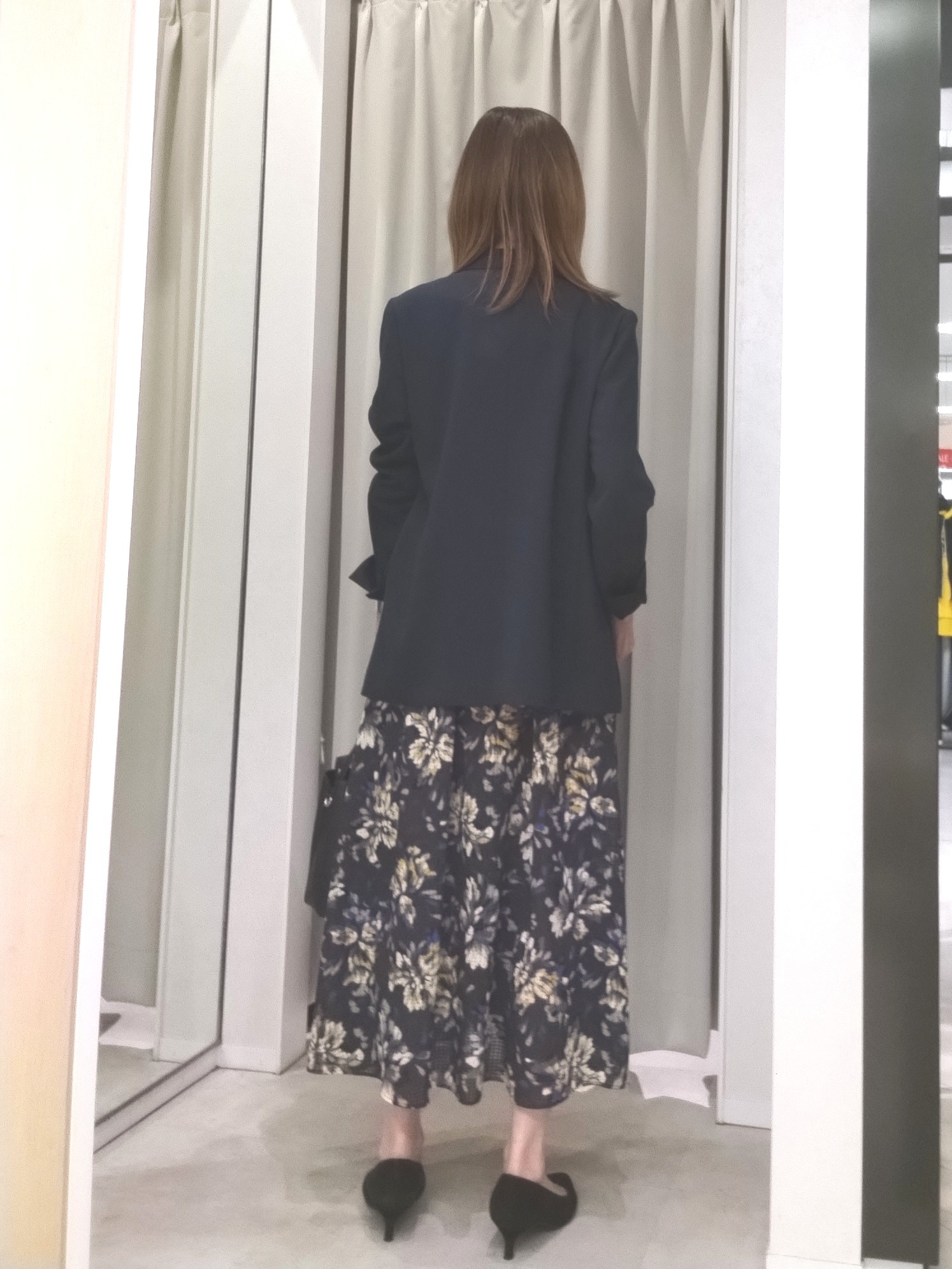 もりさんの「UNTITLED｜【秋映え/花柄】フラワープリントワンピース」を使ったコーディネート