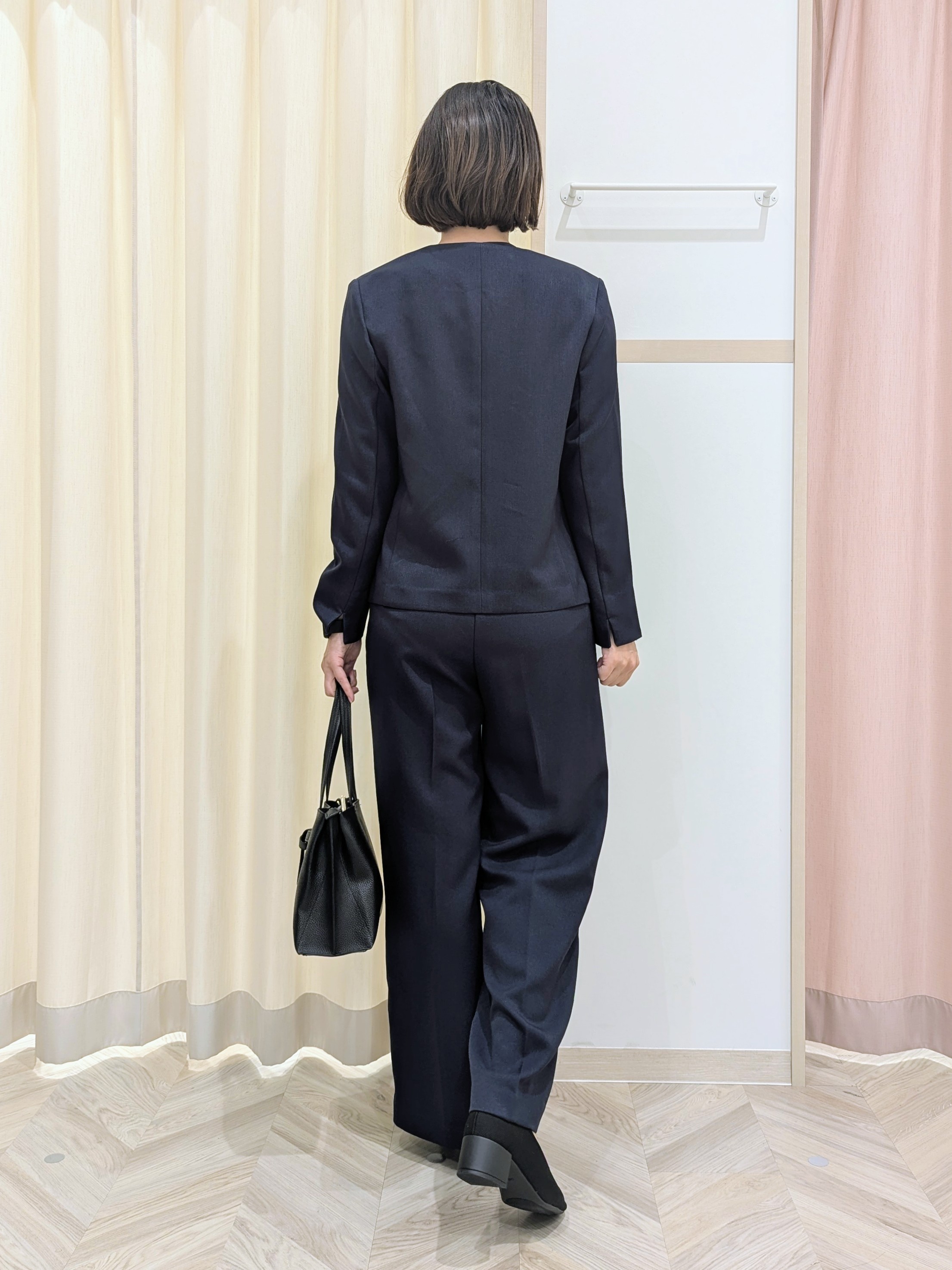 miyuさんの「SHOO･LA･RUE｜【セットアップ可/通勤/洗濯機可/SS-LL】女性らしく決まる カラーレスジャケット」を使ったコーディネート