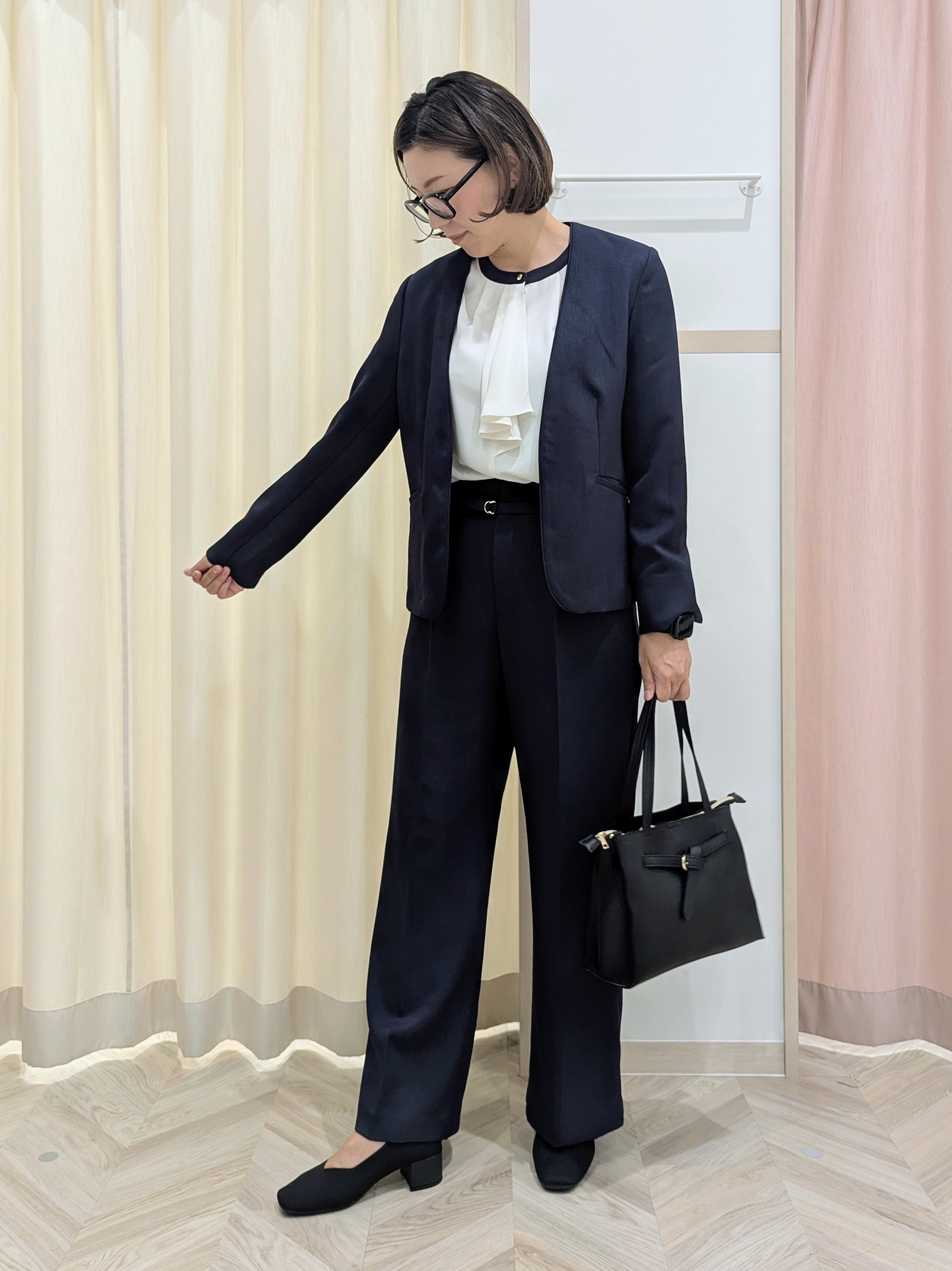 miyuさんの「SHOO･LA･RUE｜【セットアップ可/通勤/洗濯機可/SS-LL】女性らしく決まる カラーレスジャケット」を使ったコーディネート