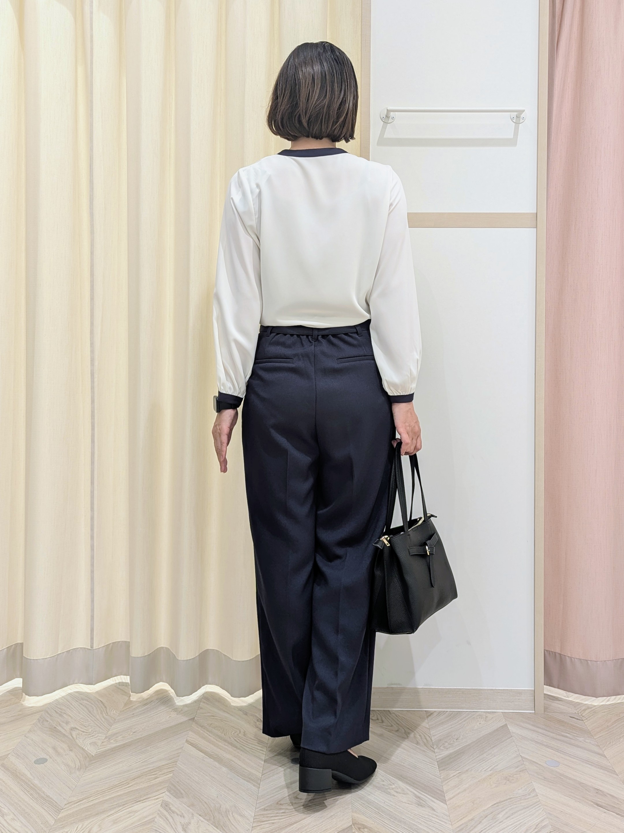 miyuさんの「SHOO･LA･RUE｜【セットアップ可/通勤/洗濯機可/SS-LL】女性らしく決まる カラーレスジャケット」を使ったコーディネート