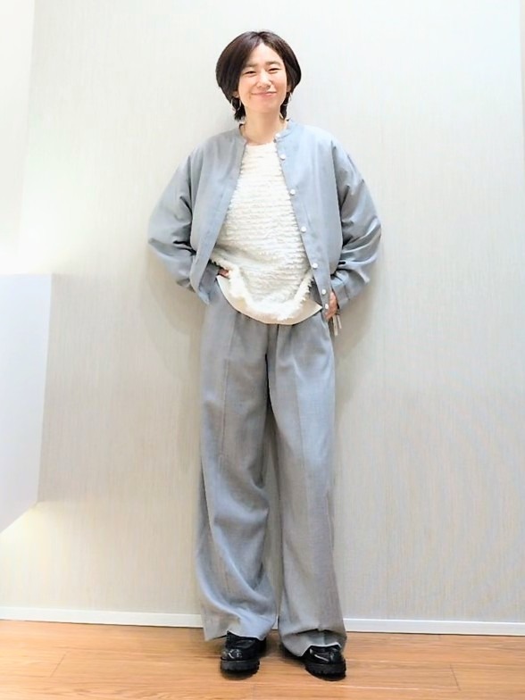 ミズタさんの「UNTITLED｜【セットアップ可/秋羽織り】メランジツイルシャツ」を使ったコーディネート