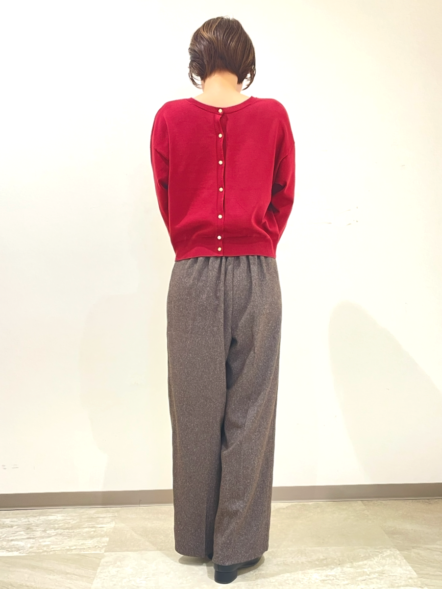 ちいはちさんの「grove｜【前後2WAY】さりげなく、上品にきらめく ニットカーディガン」を使ったコーディネート