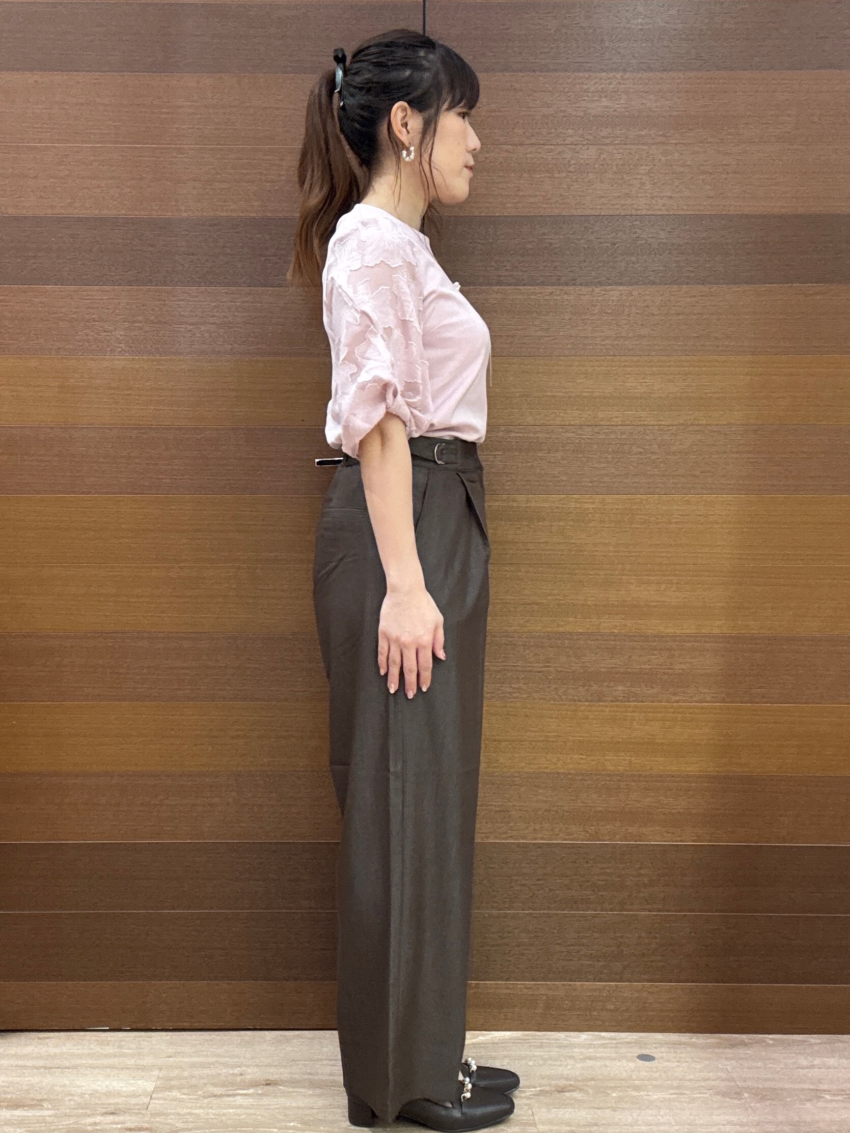 maichiさんの「OPAQUE.CLIP｜花柄ジャカード５分袖トップス《接触冷感／UVケア／洗濯機OK》」を使ったコーディネート