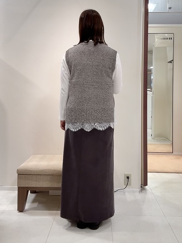 YUIさんの「UNTITLED｜【5色展開/手洗い可】ローシルクウールニットベスト」を使ったコーディネート