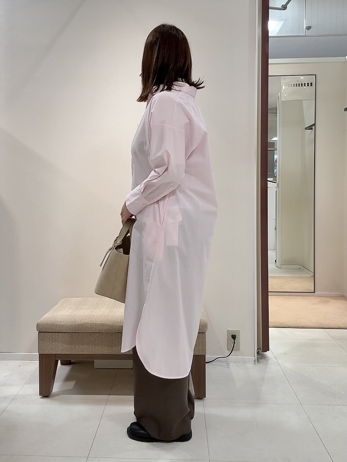 YUIさんの「UNTITLED｜ロングシャツワンピース」を使ったコーディネート