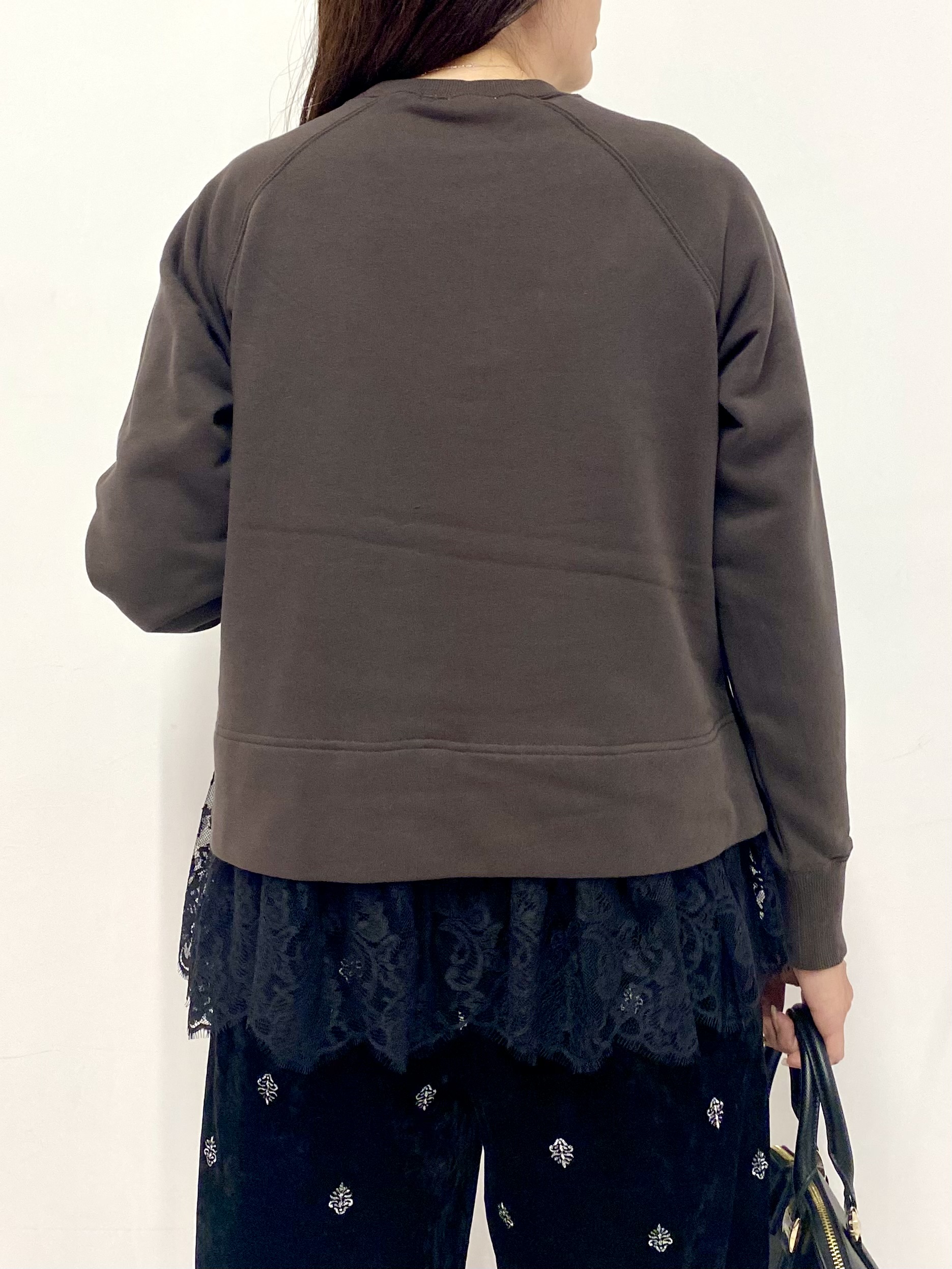 Sawaguchiさんの「DRESSTERIOR｜レースドッキング裏毛プルオーバー」を使ったコーディネート