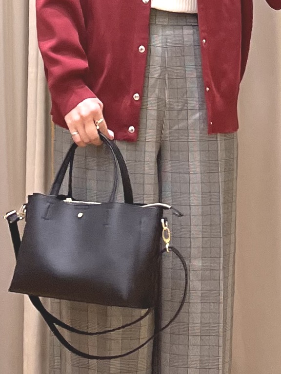 ゆっきーさんの「SHOO･LA･RUE｜【S-LL】シンプルだから使いやすい すっきり見えの長袖トップス」を使ったコーディネート