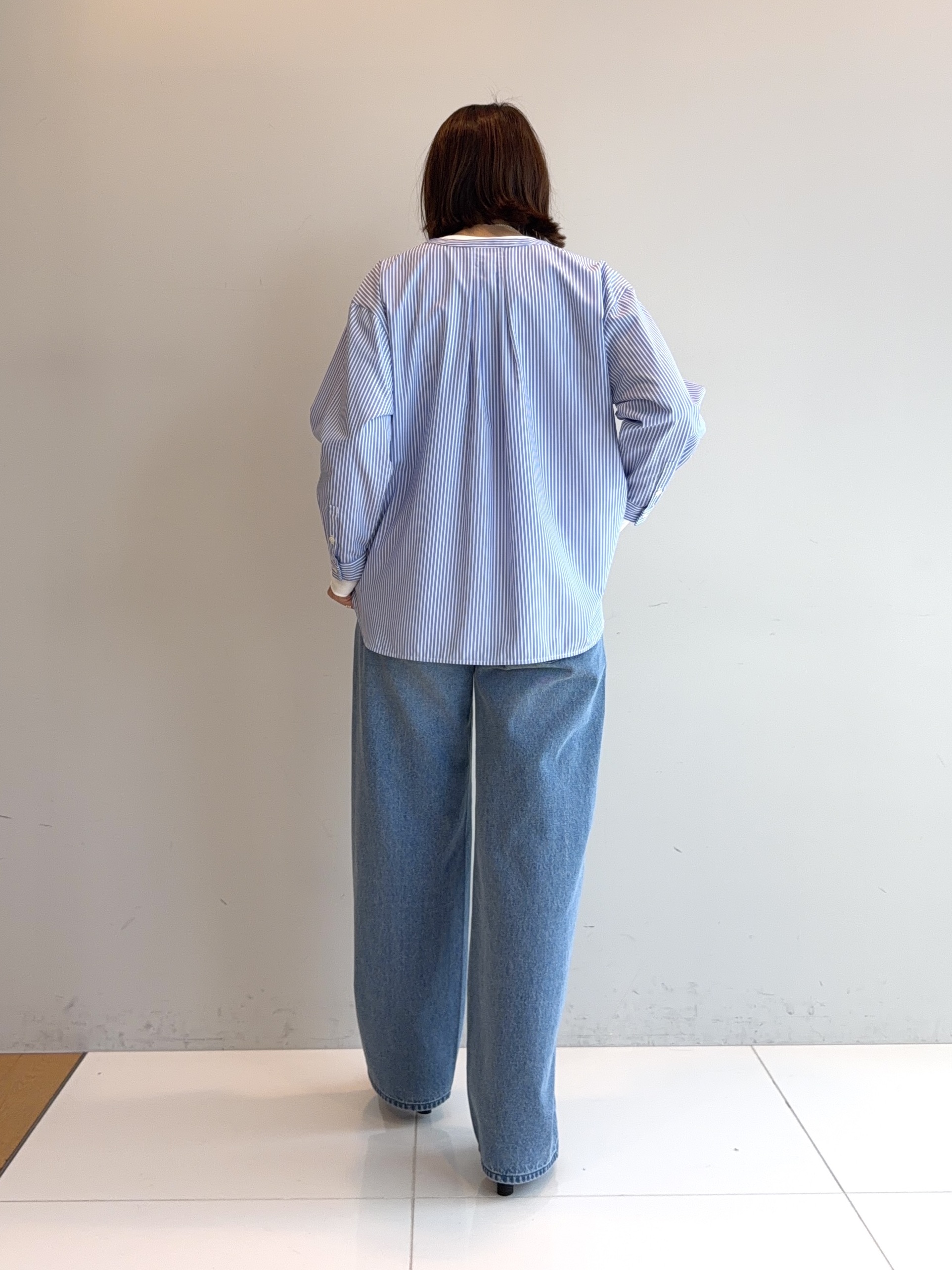 murayamaさんの「INDIVI｜【新作登場！】カーブシルエットデニム」を使ったコーディネート