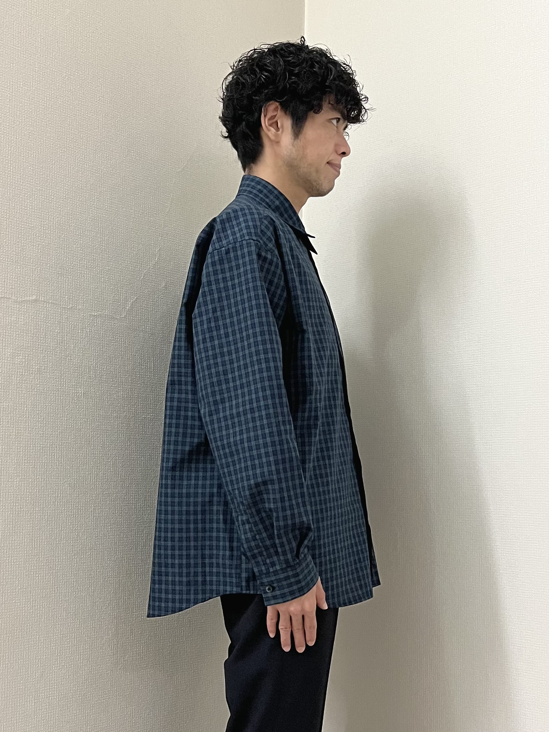 URAさんの「TAKEO KIKUCHI｜【日本製/Sサイズ～】リラックスフィットシャツ」を使ったコーディネート
