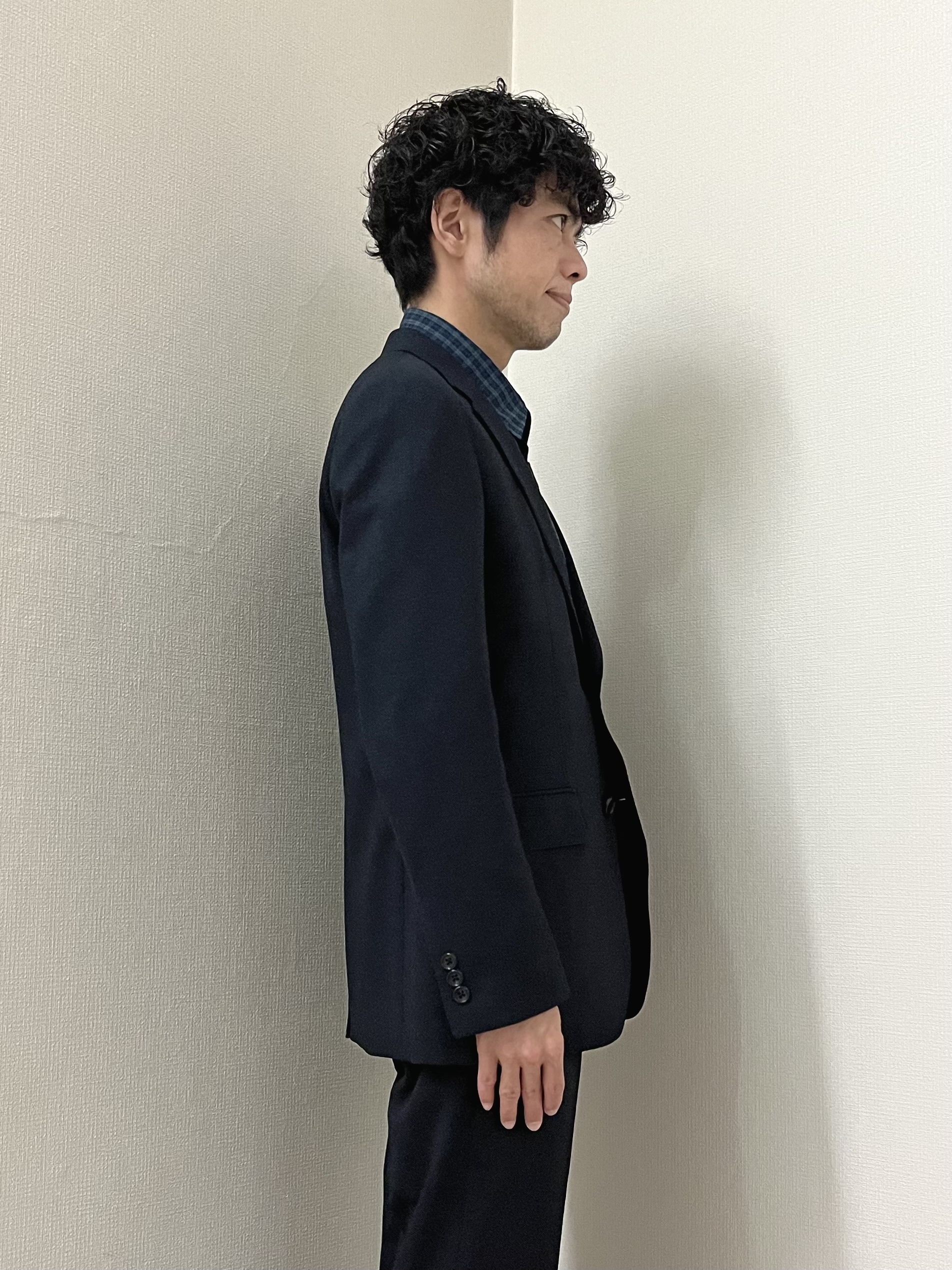 URAさんの「TAKEO KIKUCHI｜ウールライクキャットフット ジャケット」を使ったコーディネート