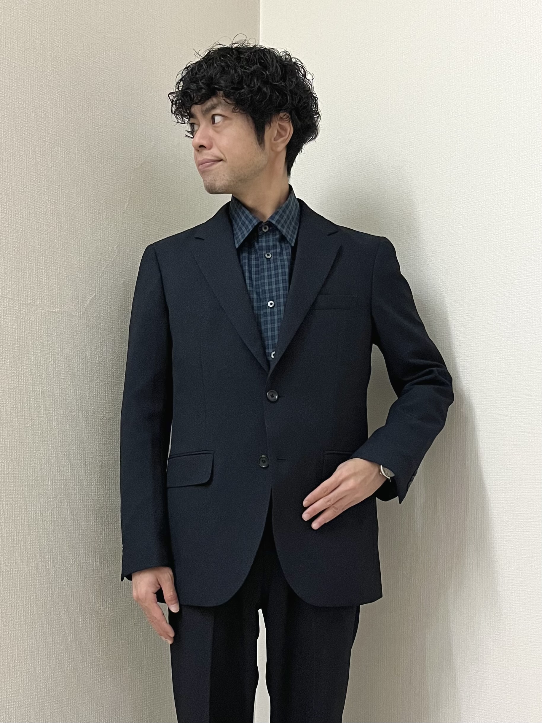 URAさんの「TAKEO KIKUCHI｜ウールライクキャットフット ジャケット」を使ったコーディネート