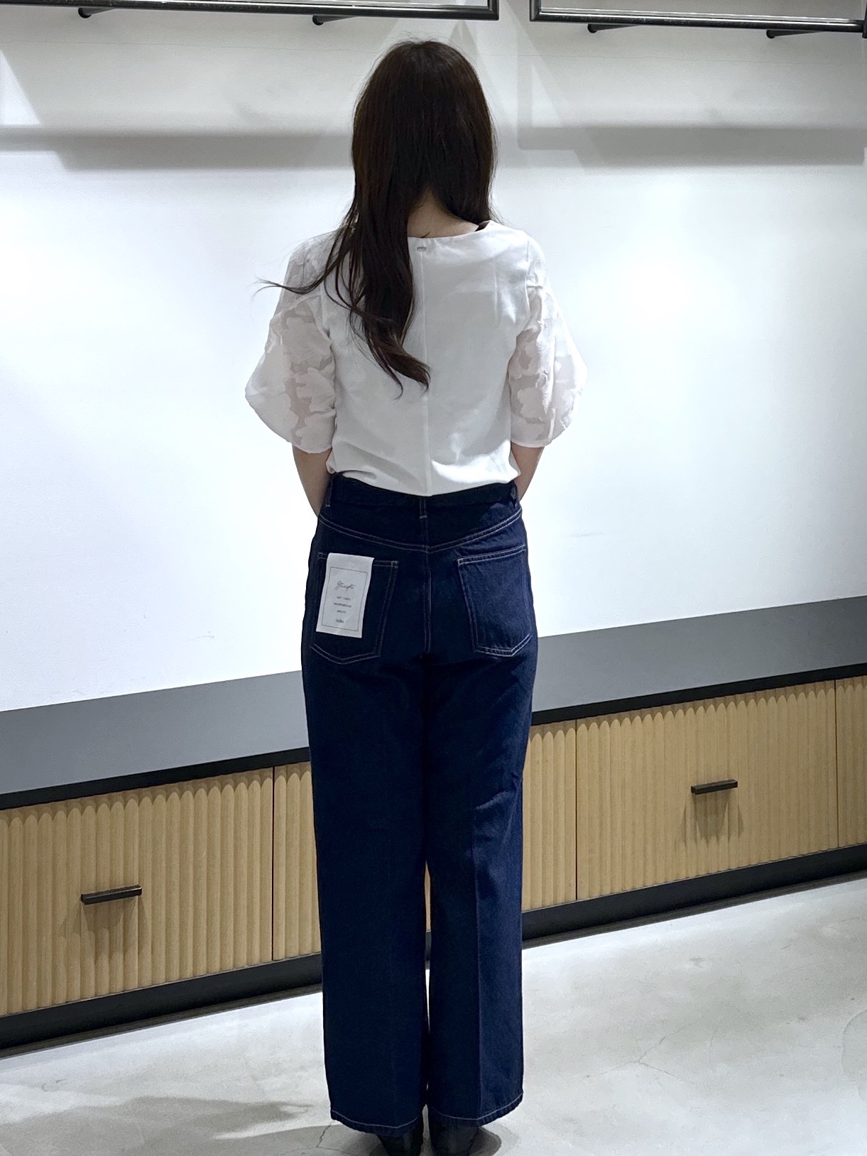 keito.iさんの「OPAQUE.CLIP｜花柄ジャカード５分袖トップス《接触冷感／UVケア／洗濯機OK》」を使ったコーディネート