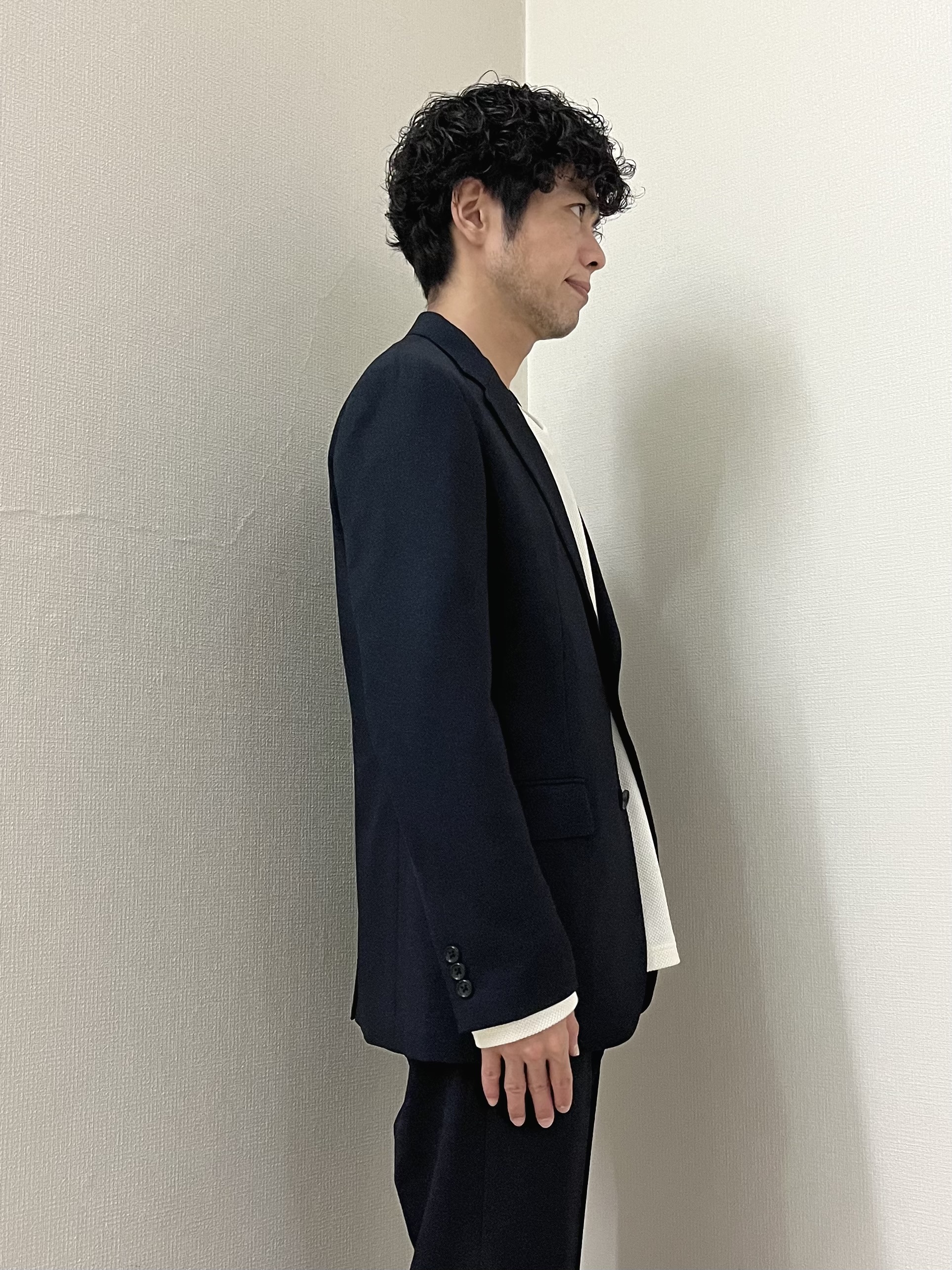 URAさんの「TAKEO KIKUCHI｜ウールライクキャットフット ジャケット」を使ったコーディネート