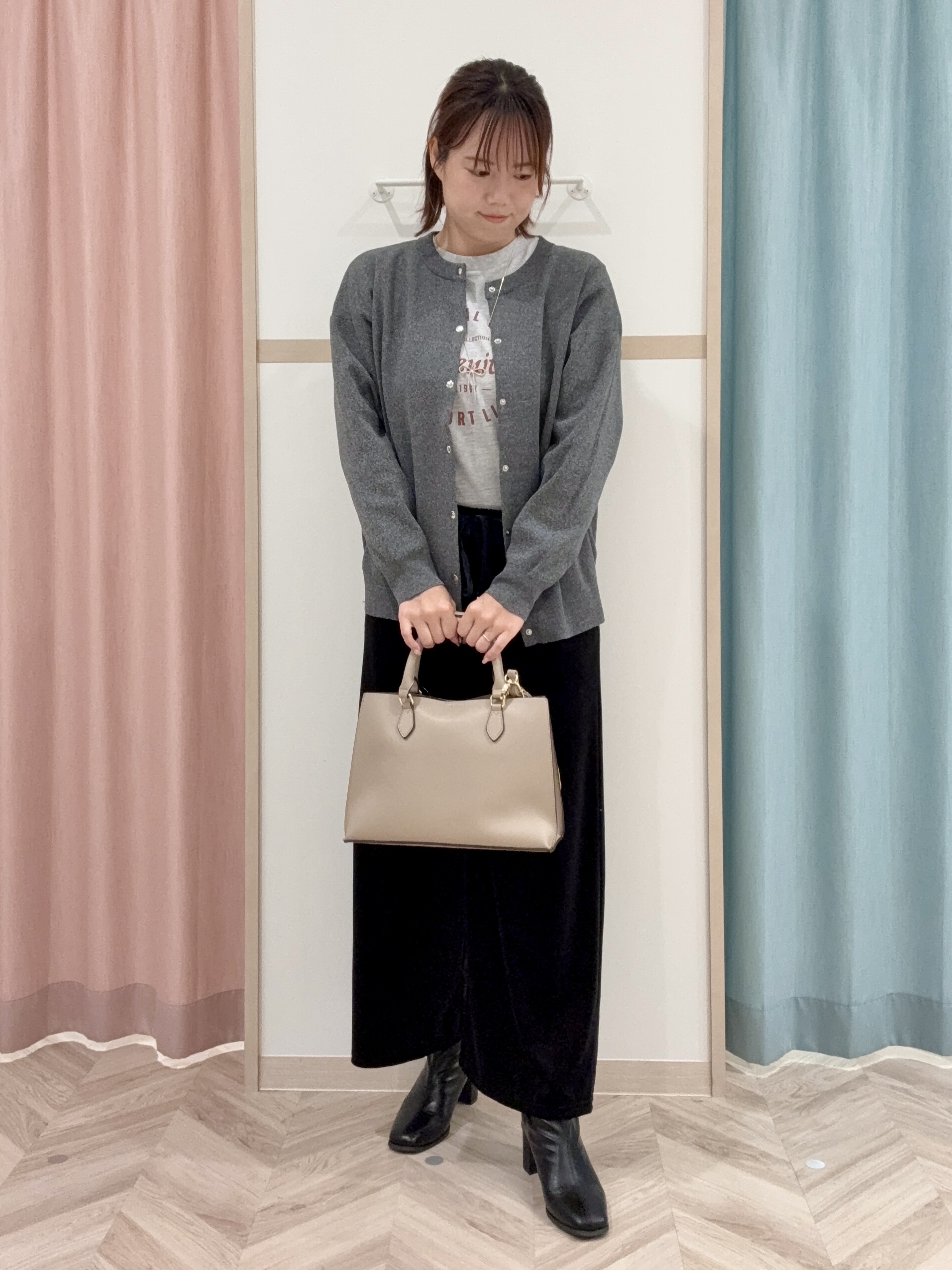 kさんの「SHOO･LA･RUE｜【セットアップ可/洗濯機可】軽やかに羽織れる スポンディッシュ ニットカーディガン」を使ったコーディネート