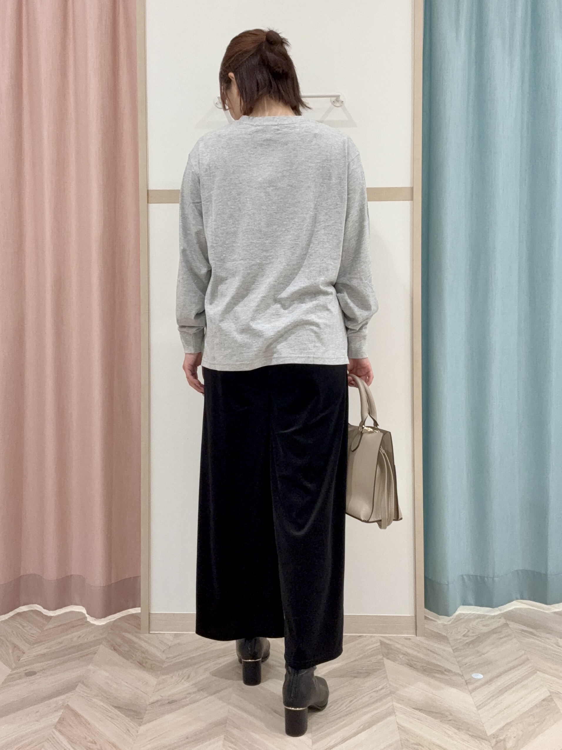 kさんの「SHOO･LA･RUE｜【セットアップ可/洗濯機可】軽やかに羽織れる スポンディッシュ ニットカーディガン」を使ったコーディネート