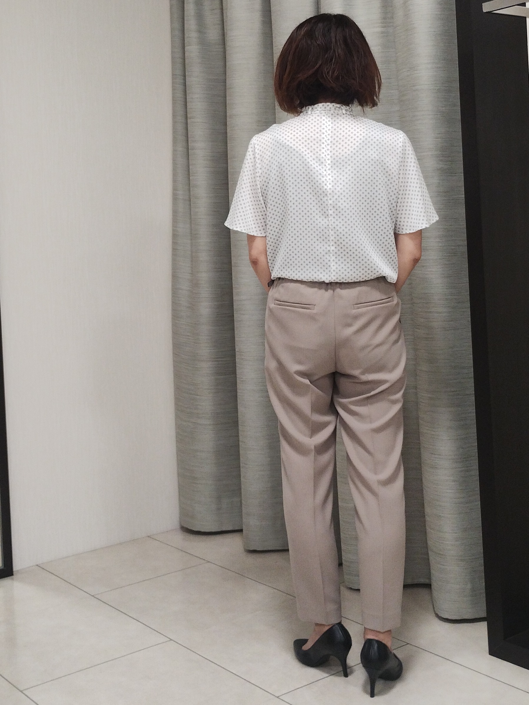 u&minus;macoさんの「UNTITLED｜【セットアップ可/UV/接触冷感】エアリーノーカラージャケット」を使ったコーディネート