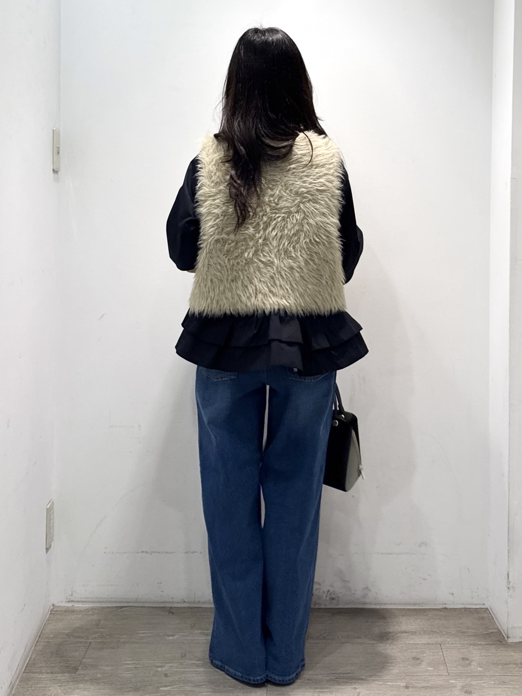 yuicciさんの「OPAQUE.CLIP｜シャギーニット ベスト【洗濯機OK】」を使ったコーディネート