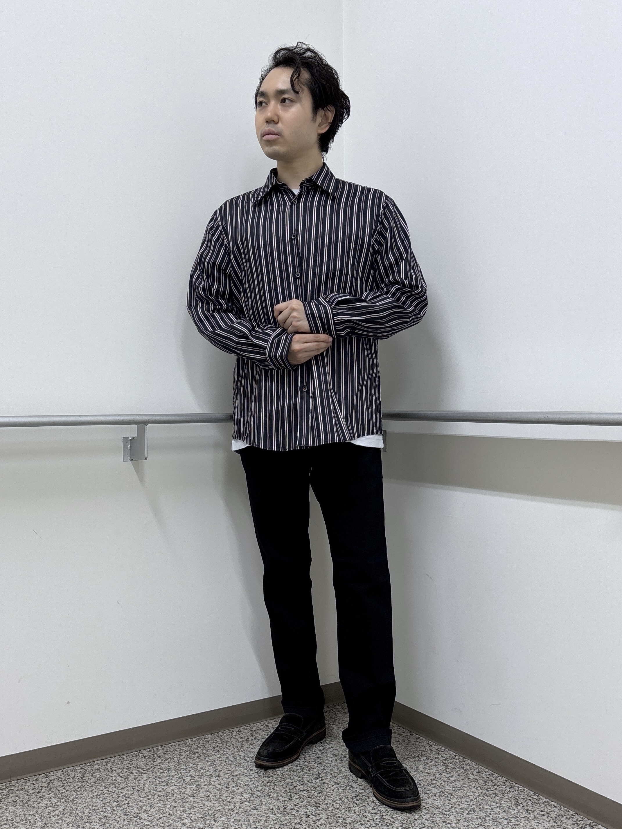 KEIさんの「TAKEO KIKUCHI｜【BOWLER HAT LABEL】日本製オルタネートストライプシャツ」を使ったコーディネート